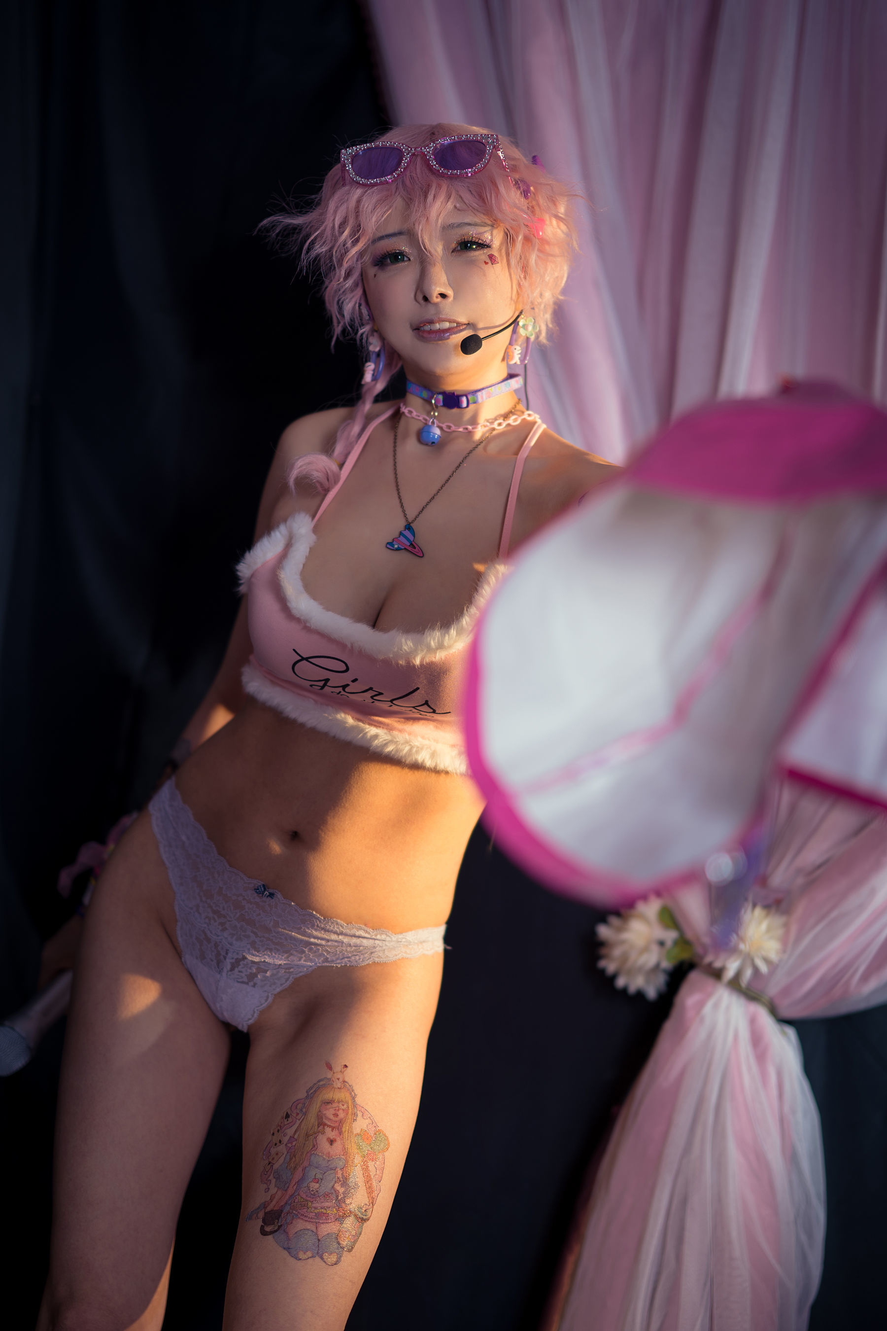 Ảnh COSER của Net Red] Thu và Corgi (Hạ Tiểu Thu Thu Thu) - Idol Nhỏ