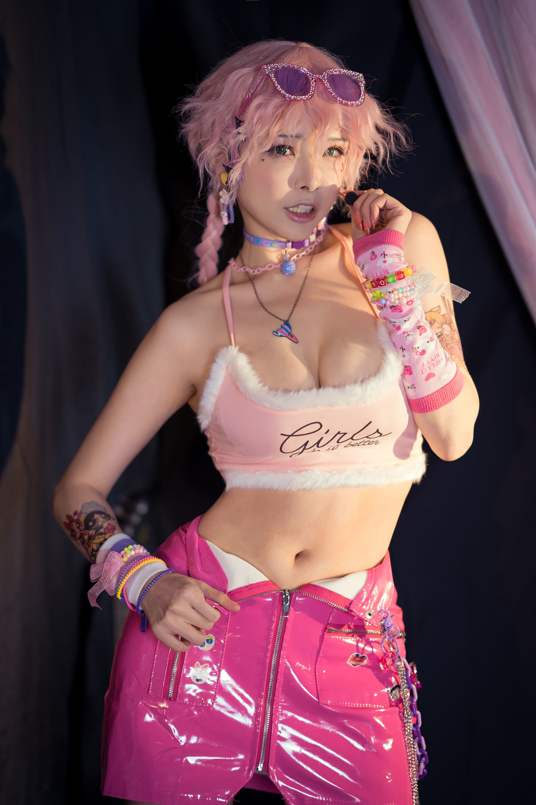 Ảnh COSER của Net Red] Thu và Corgi (Hạ Tiểu Thu Thu Thu) - Idol Nhỏ