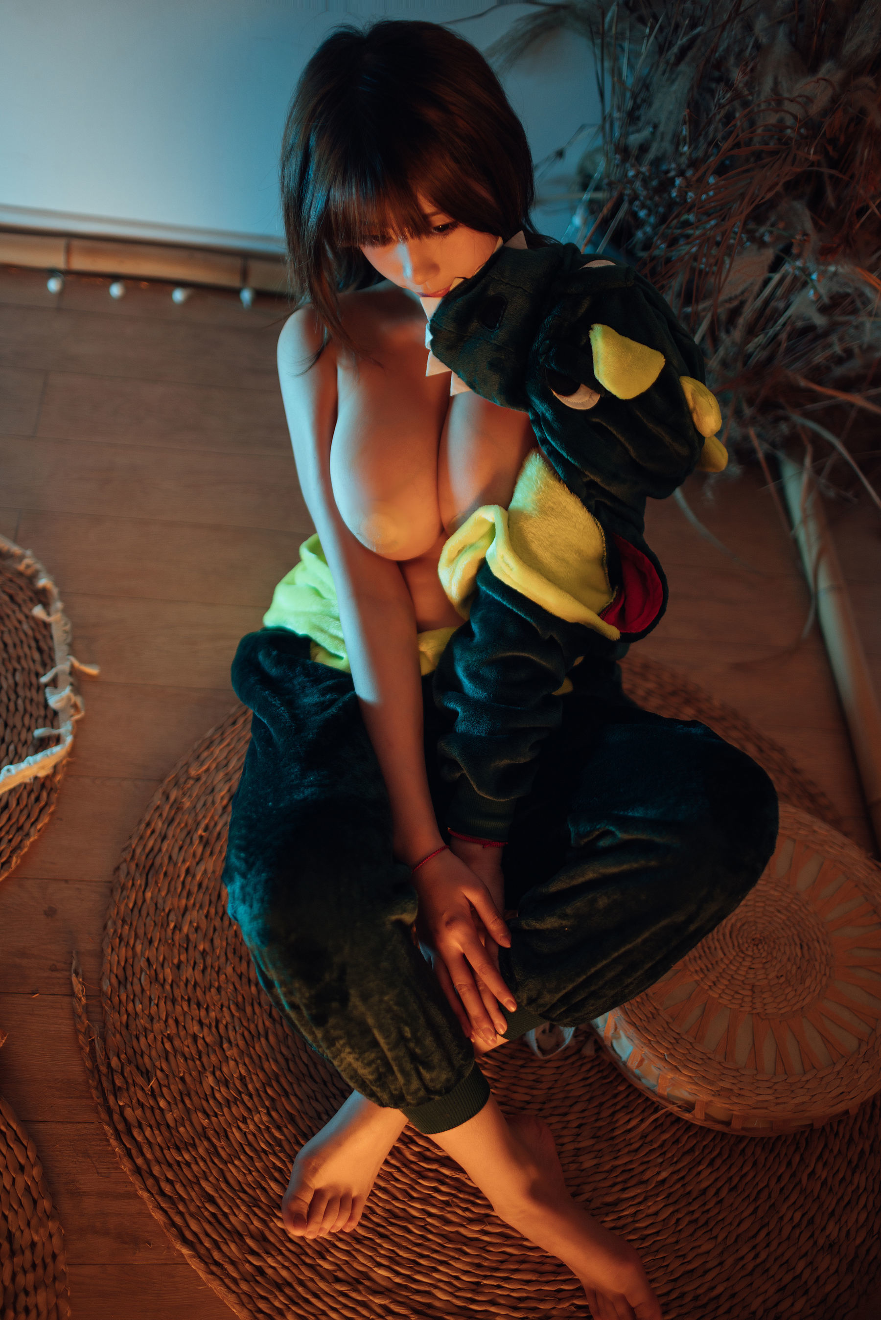 Internet Celebrity Coser Photobook] Cute Girl Naxijiang Nice - Godzilla