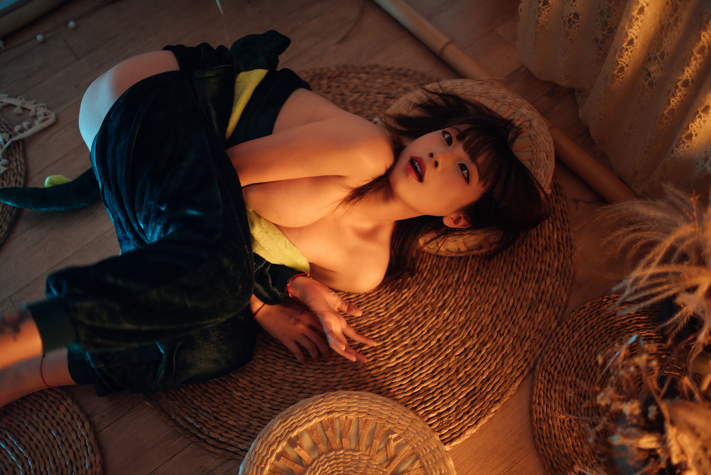 ネット有名人コスプレイヤー写真] かわいいナセイちゃん nice - ゴジラ