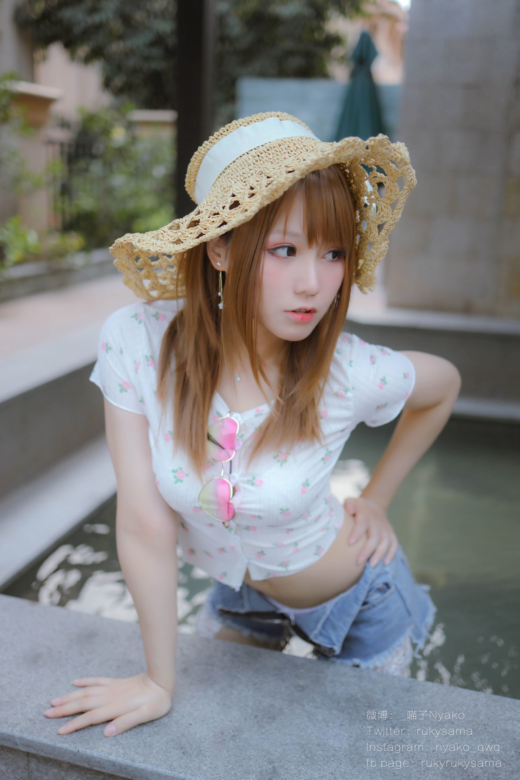 Ảnh net hồng cosplay] Cô gái dễ thương Nyako Meowzi - Du lịch suối nước nóng