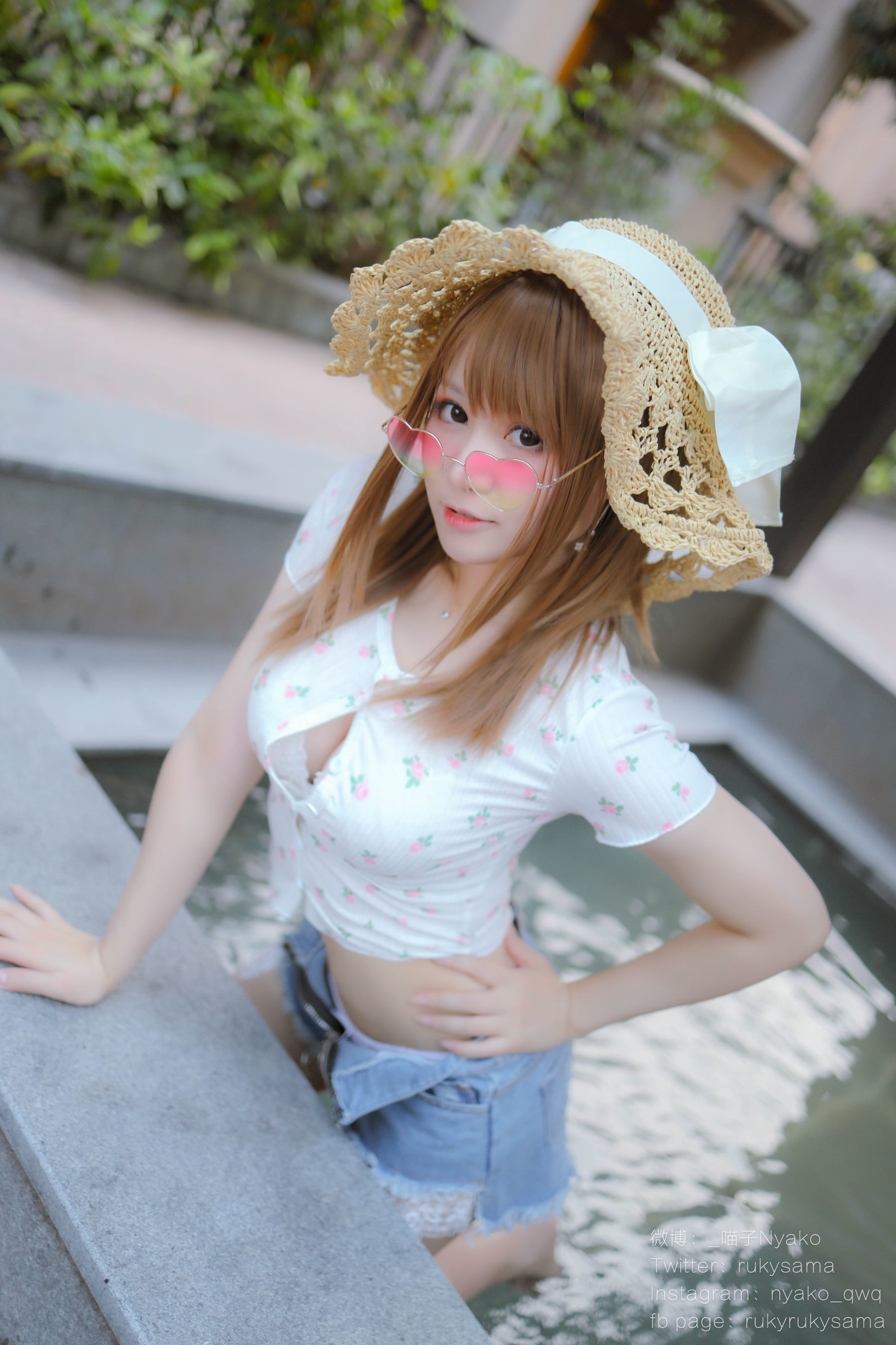 Ảnh net hồng cosplay] Cô gái dễ thương Nyako Meowzi - Du lịch suối nước nóng