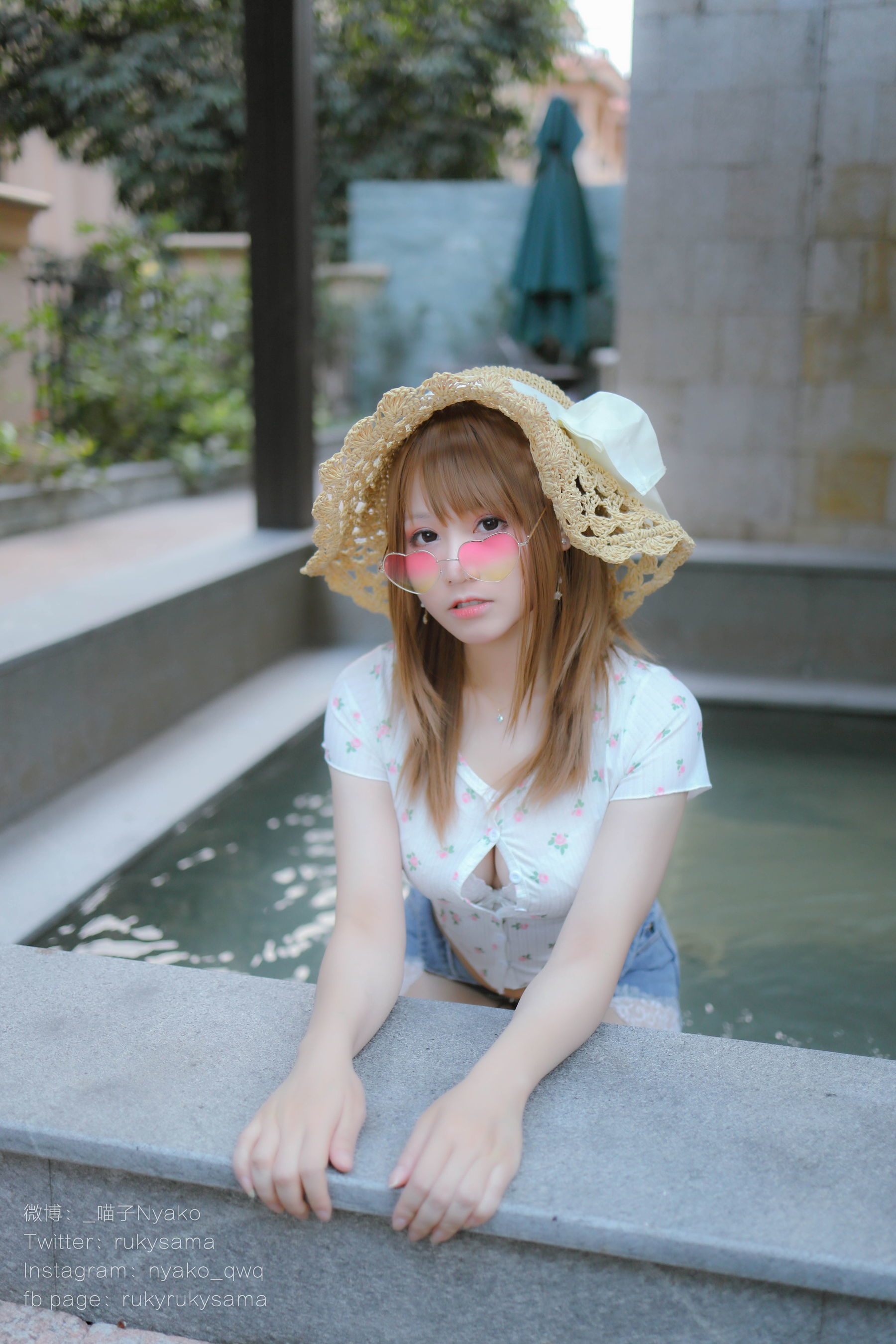[网红COSER写真] 萌妹子Nyako喵子 - 温泉旅行