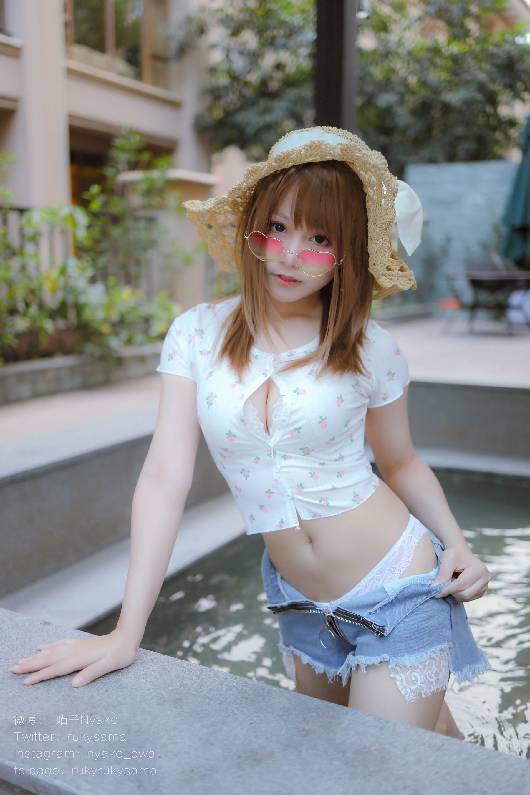 [网红COSER写真] 萌妹子Nyako喵子 - 温泉旅行
