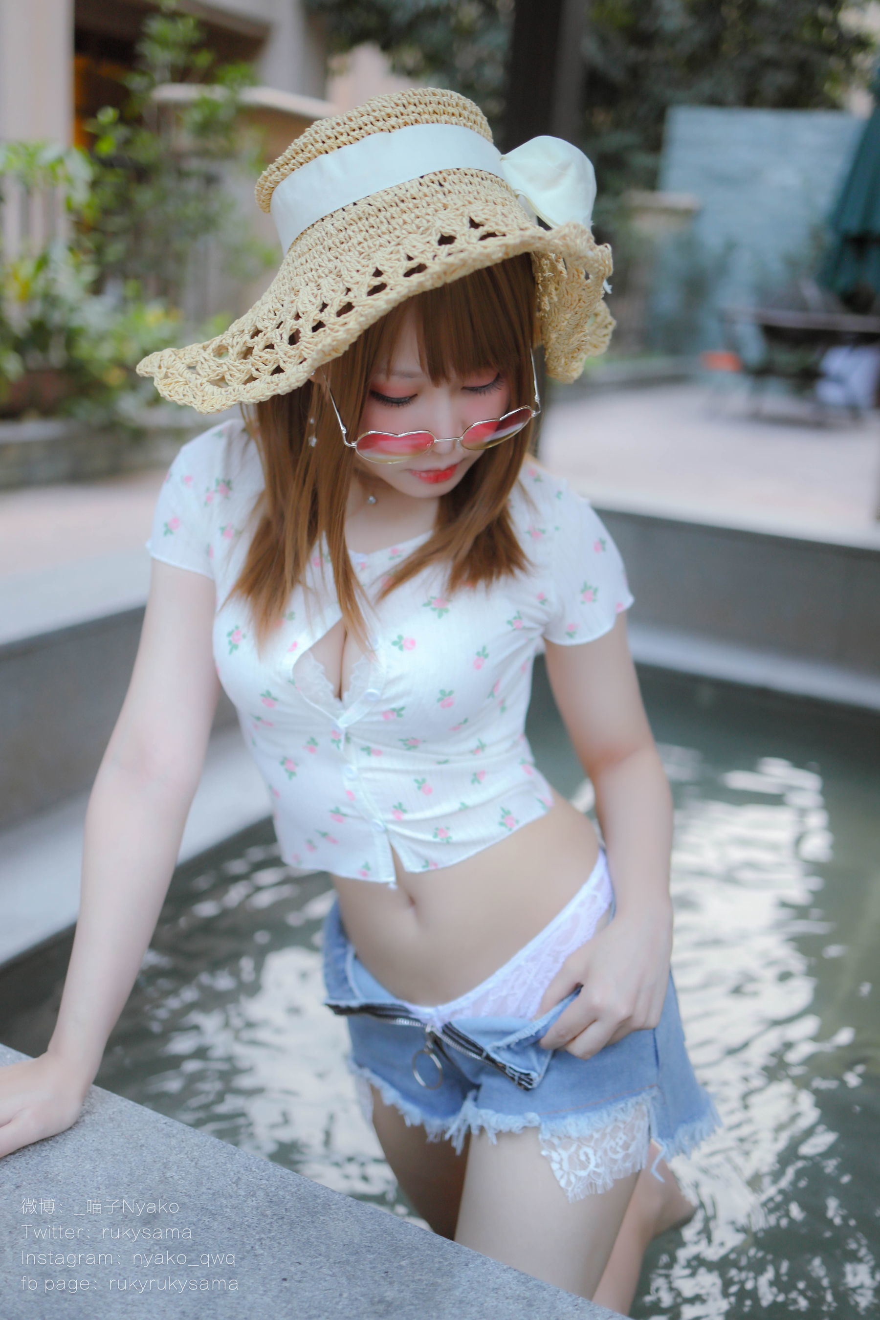 [网红COSER写真] 萌妹子Nyako喵子 - 温泉旅行