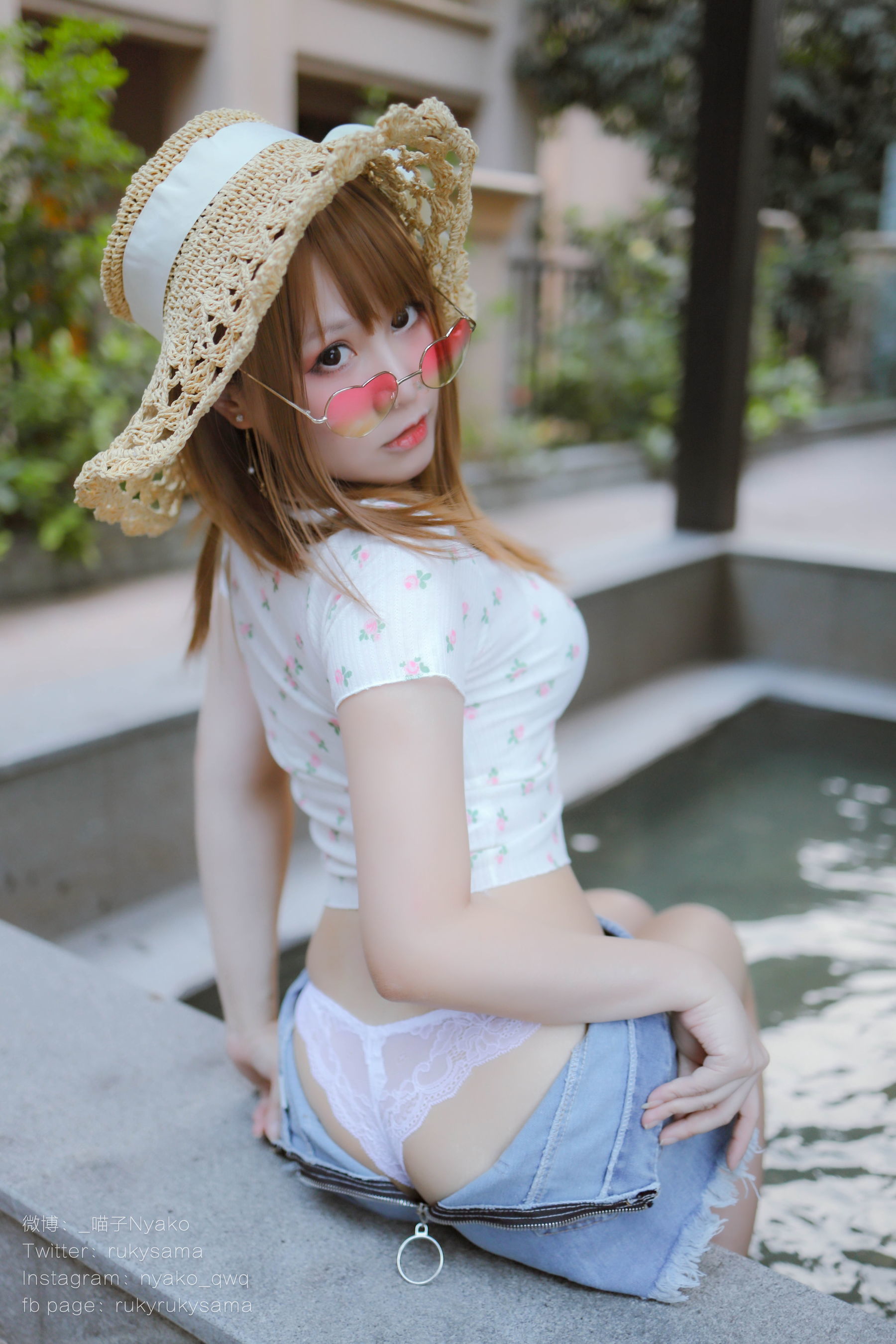 [网红COSER写真] 萌妹子Nyako喵子 - 温泉旅行