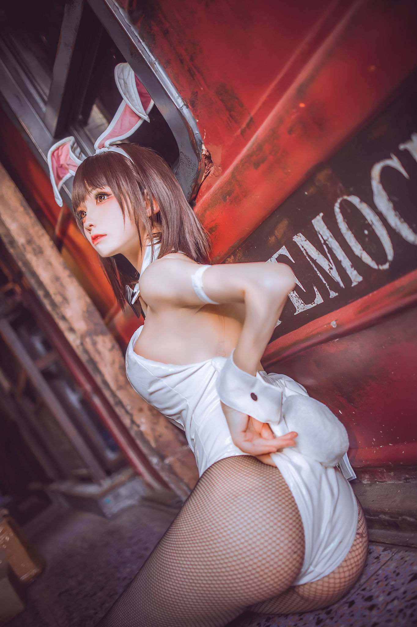 Internet Celebrity Coser Photobook] Coser Yiyi - Kato Megumi Bunny Girl