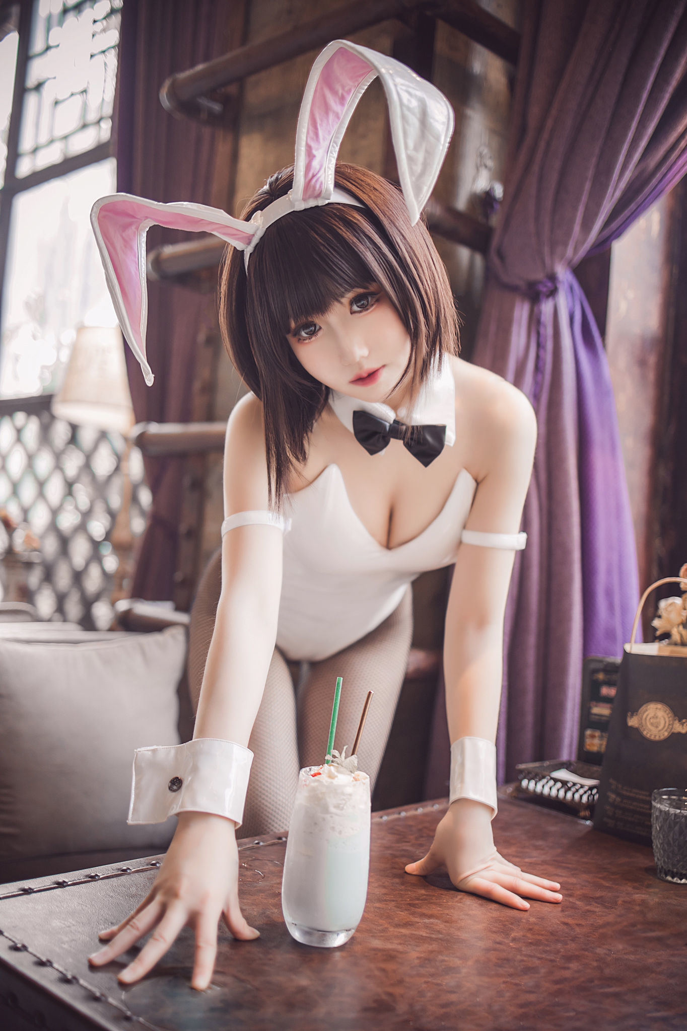 Internet Celebrity Coser Photobook] Coser Yiyi - Kato Megumi Bunny Girl