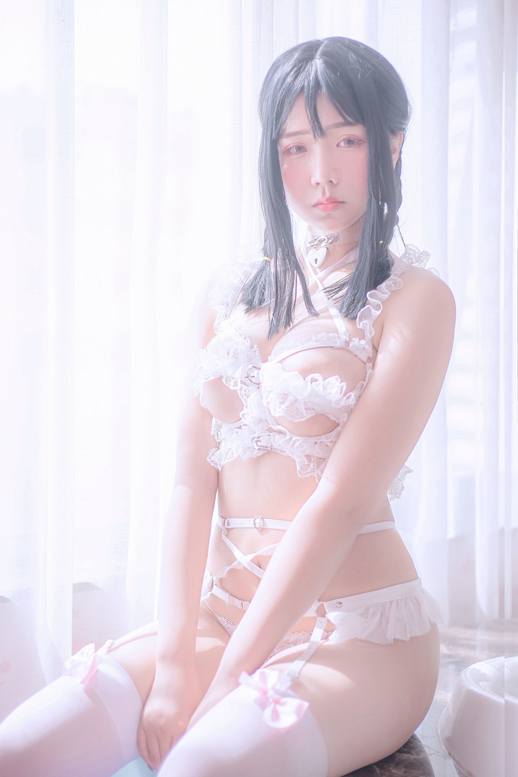 網紅COSER寫真] 微博妹子 汐 - 束縛