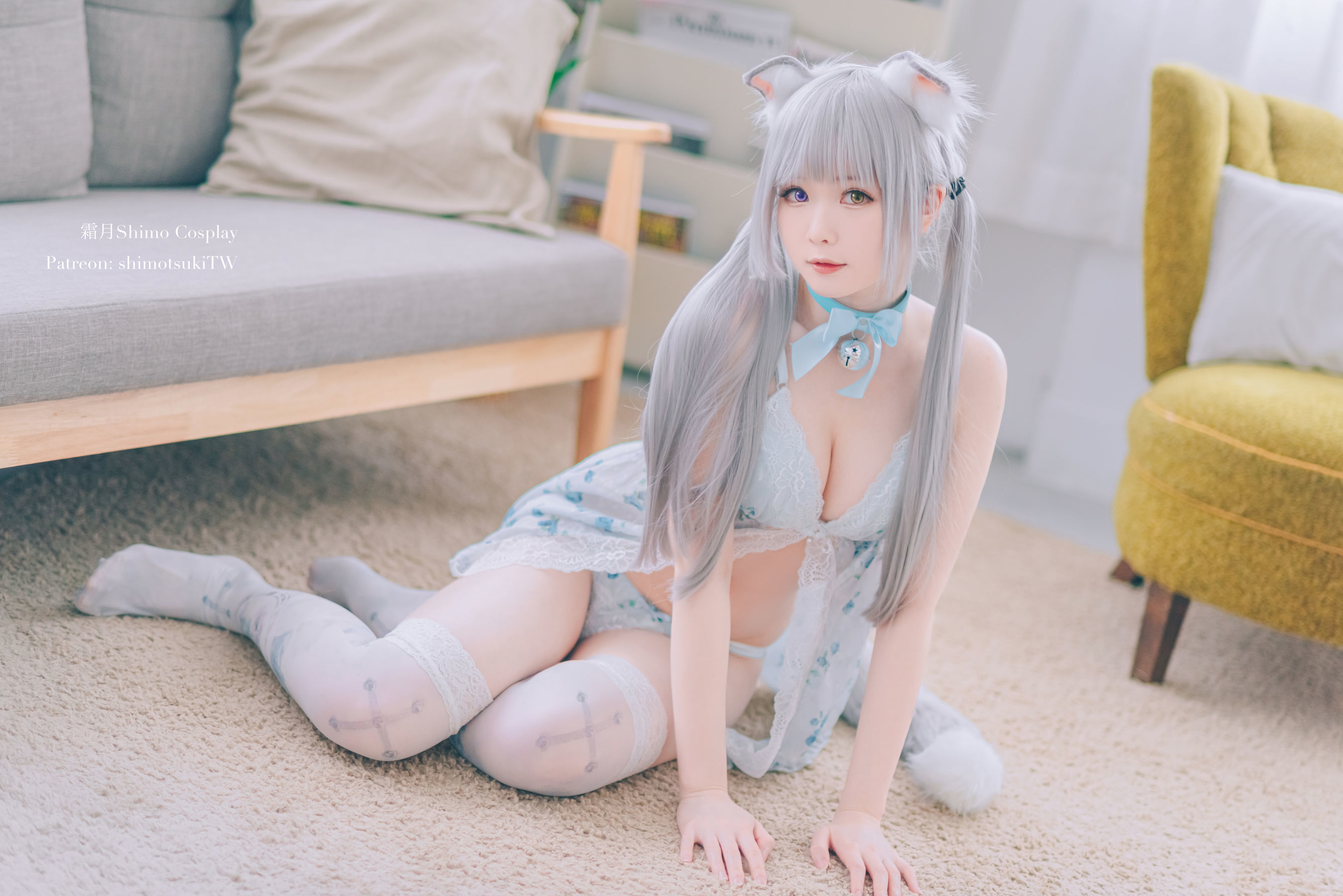 ネット有名人コスプレイヤー写真] Weiboの霜月shimo - ビーチボールと灰色ねこ
