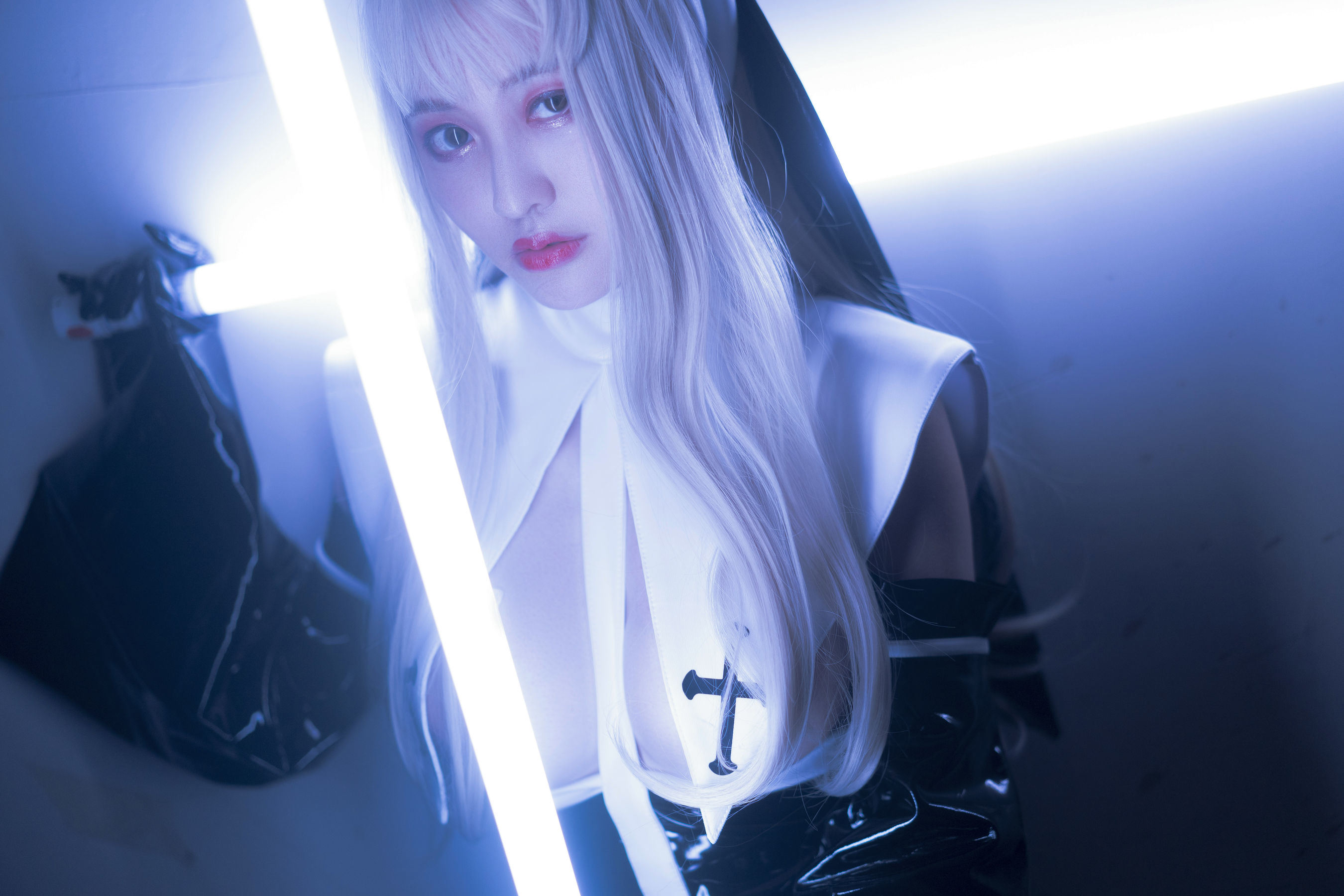 Internet Celebrity Coser Photobook] Anime Blogger Takes Off Tail Mizuki - Nun