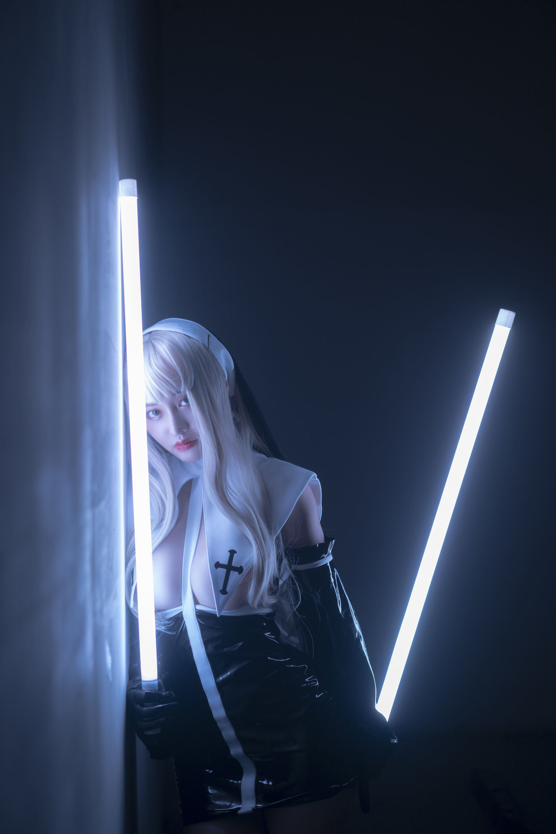 Internet Celebrity Coser Photobook] Anime Blogger Takes Off Tail Mizuki - Nun