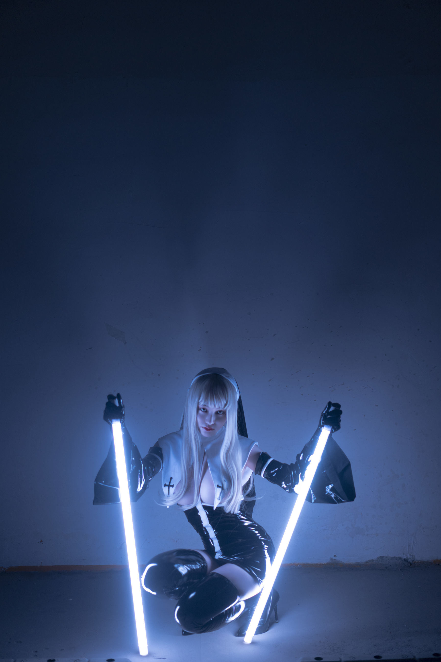 Internet Celebrity Coser Photobook] Anime Blogger Takes Off Tail Mizuki - Nun