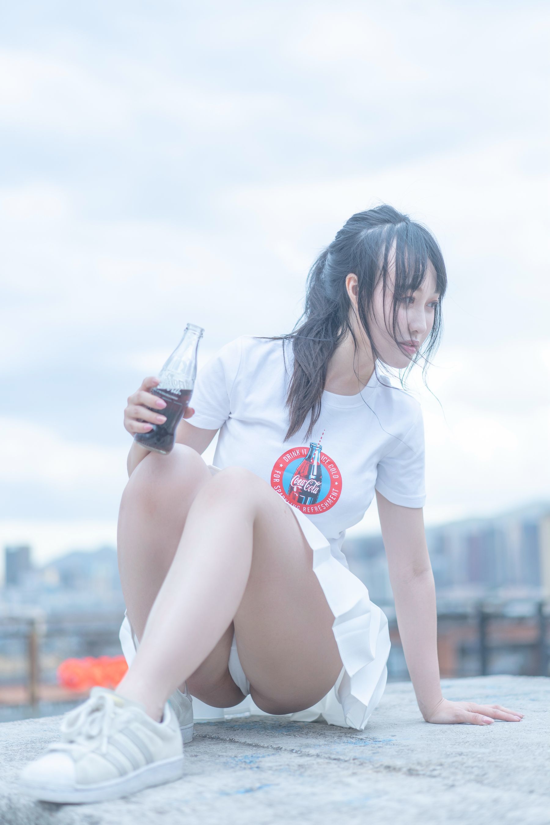 [网红COSER写真] 动漫博主脱尾巴Mizuki - 可乐JK