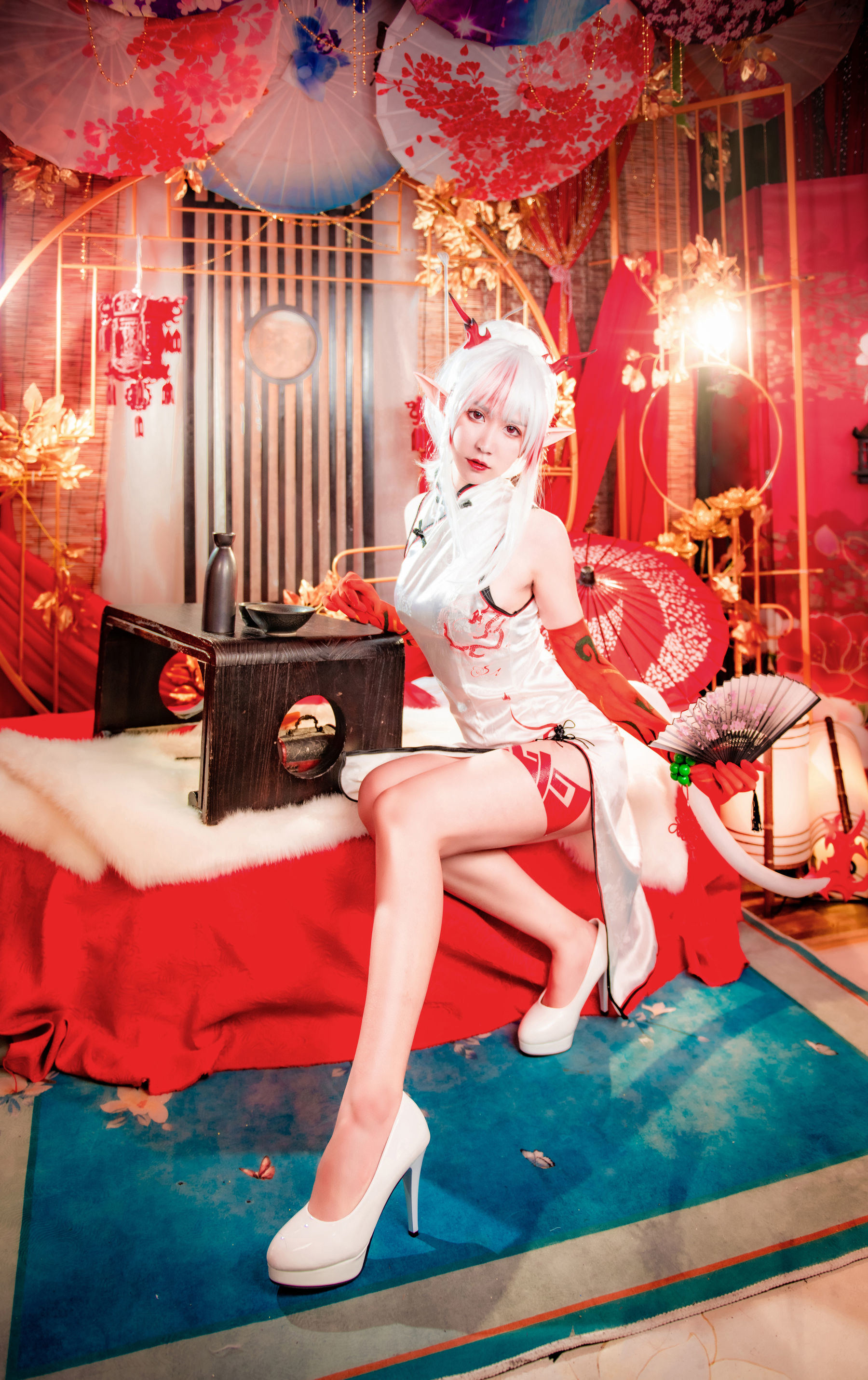 Bộ ảnh Net red Coser] Blogger Anime Ruan Yi_Fairy - Arknights Năm