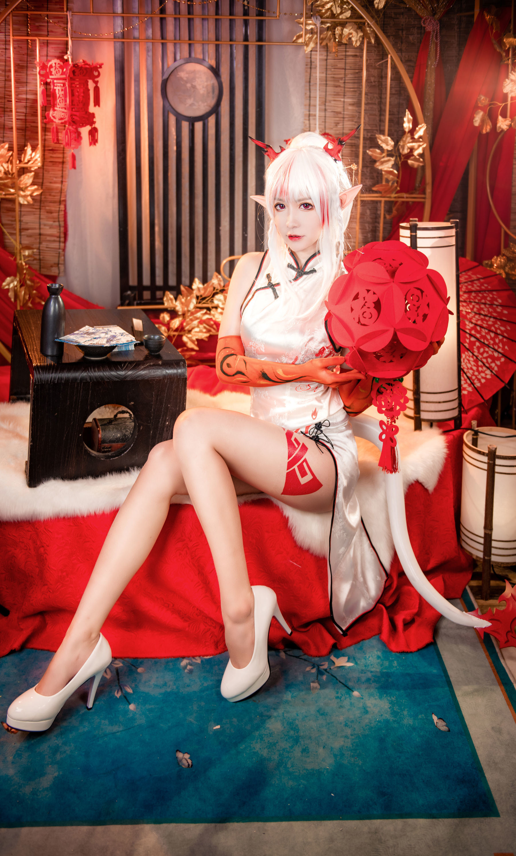 Bộ ảnh Net red Coser] Blogger Anime Ruan Yi_Fairy - Arknights Năm