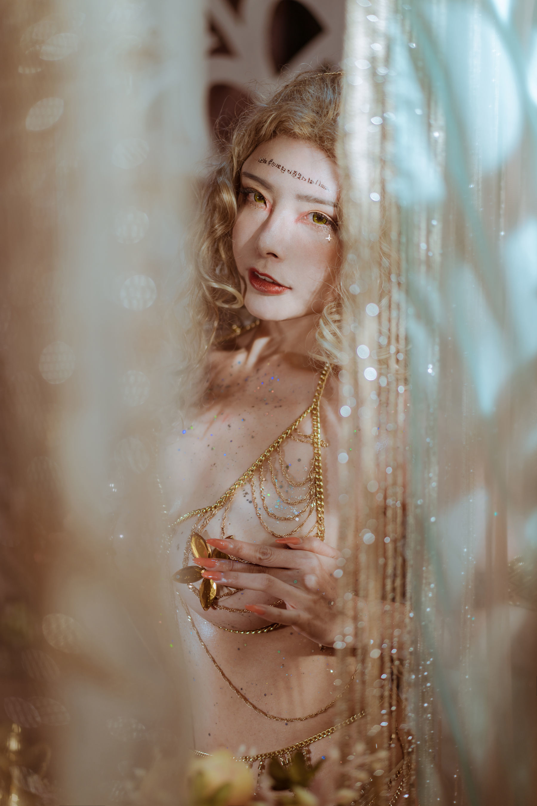 ネット紅人COSER写真] 秋とコーギー(シャオシャオキューキューキュー) - 金髪舞娘