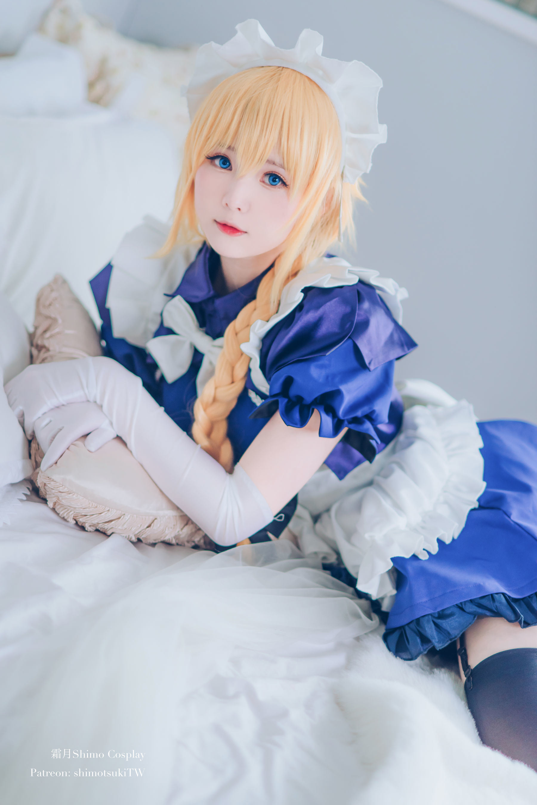 Ảnh cosplay của netizen nổi tiếng] Cô gái Weibo Shuangyue Shimo - Jeanne d'Arc
