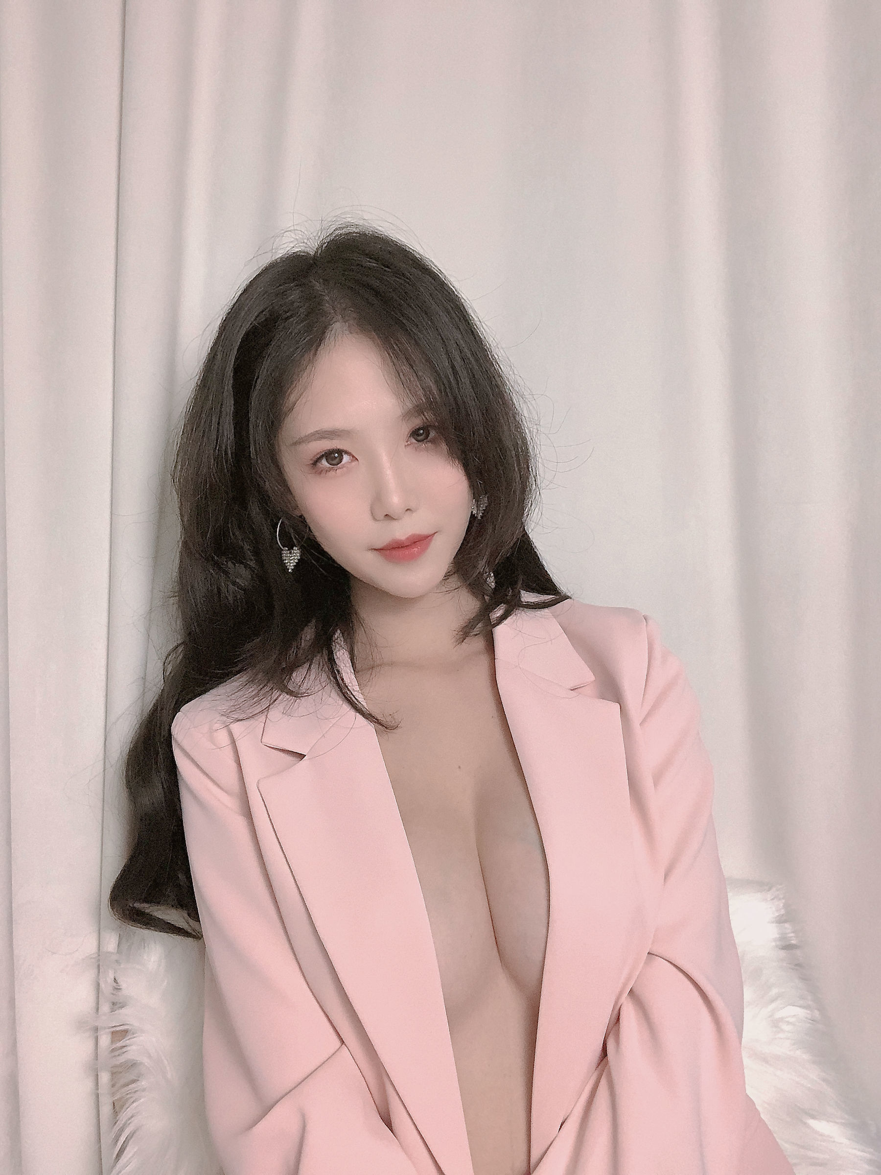 Internet Celebrity Coser Photo] Dou Niang - Li Shi Collection - Pink Suit