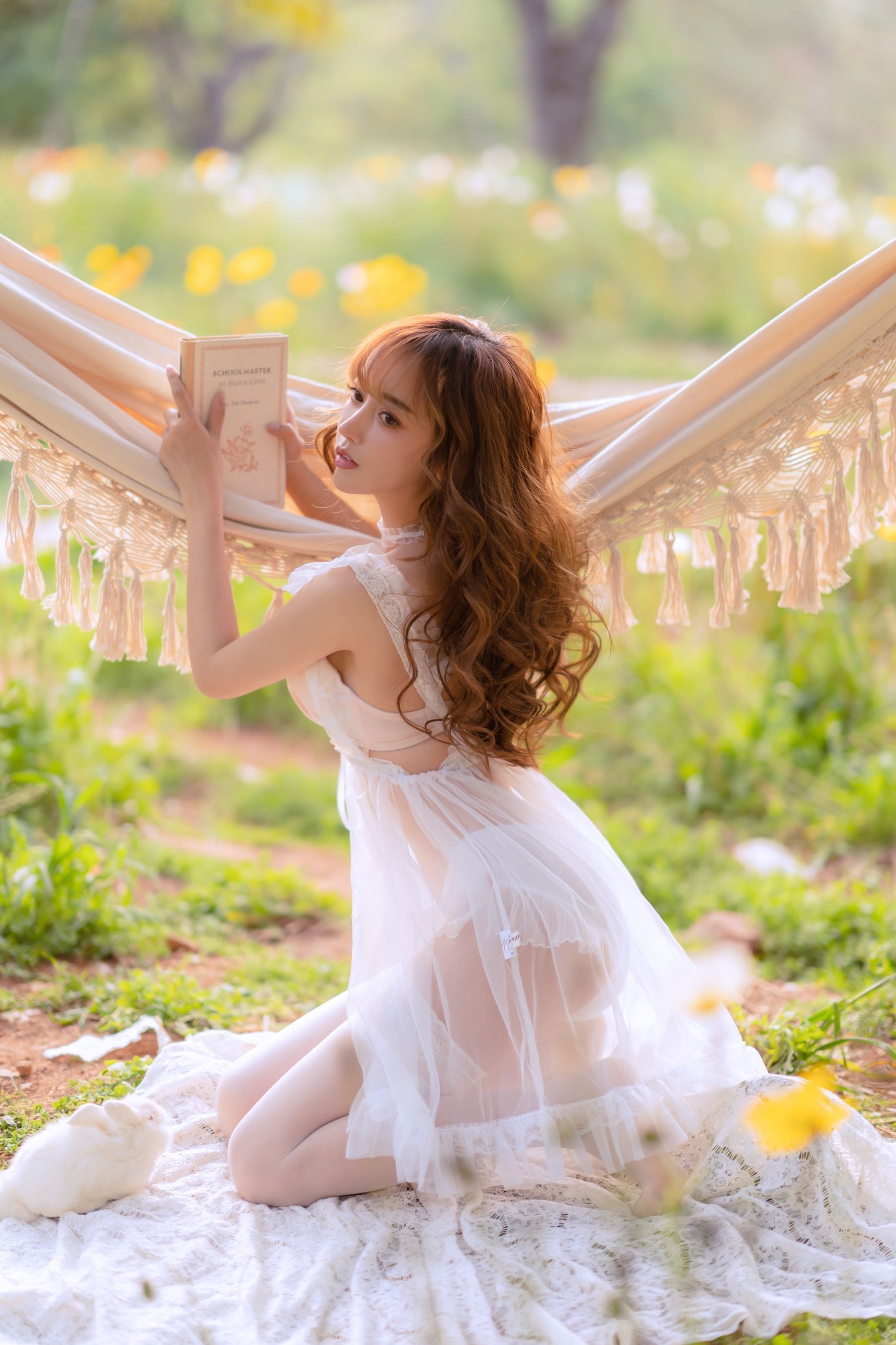 Internet Celebrity Coser Photobook] Douyu Mi Xian Xian Sama Photobook - Summer Limited Hammock