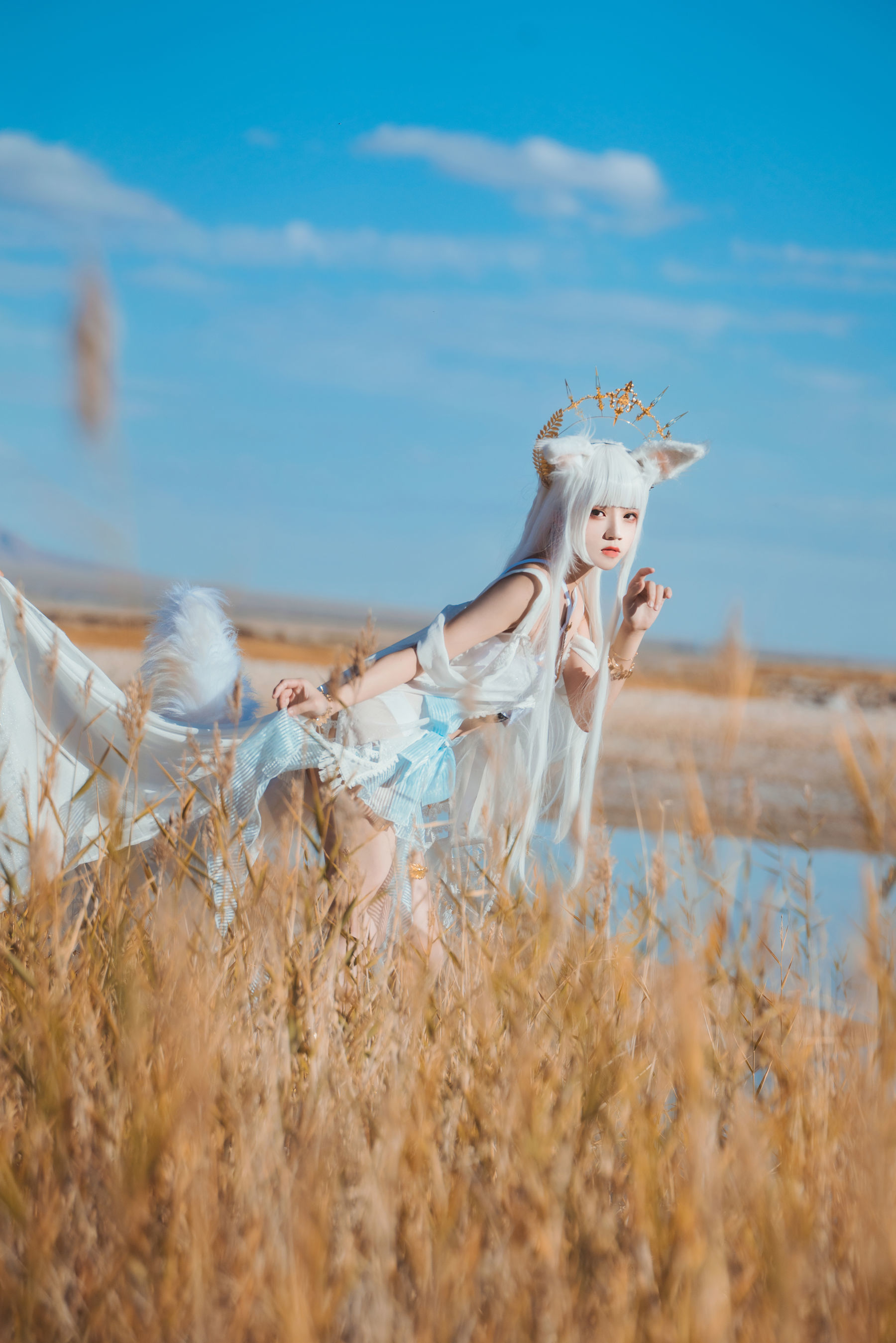 Ảnh cosplay net red] Sakura Tao Meo - Arknights Bạch Kim