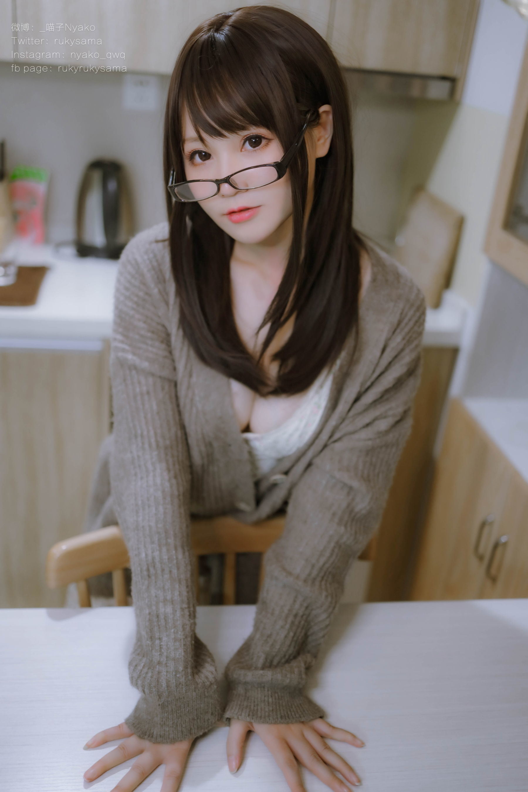 Internet Celebrity Cosplayer Photobook] Cute Girl Nyako - Living Together with My Delusional Girlfriend: Casual Clothes Series