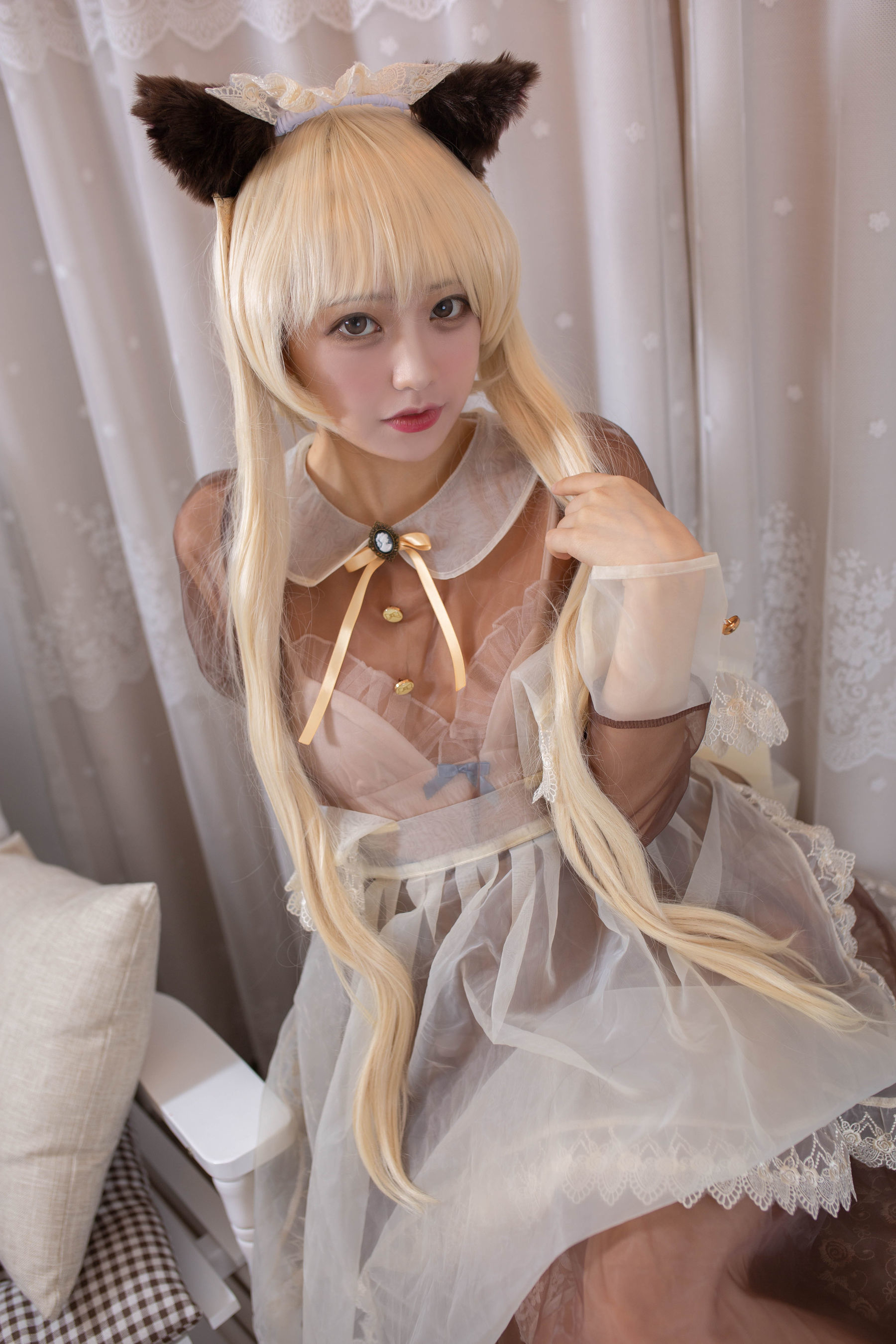Ảnh Coser của Sao mạng] Phúc Lợi Ji Ga Tong - Nữ hầu Trong suốt