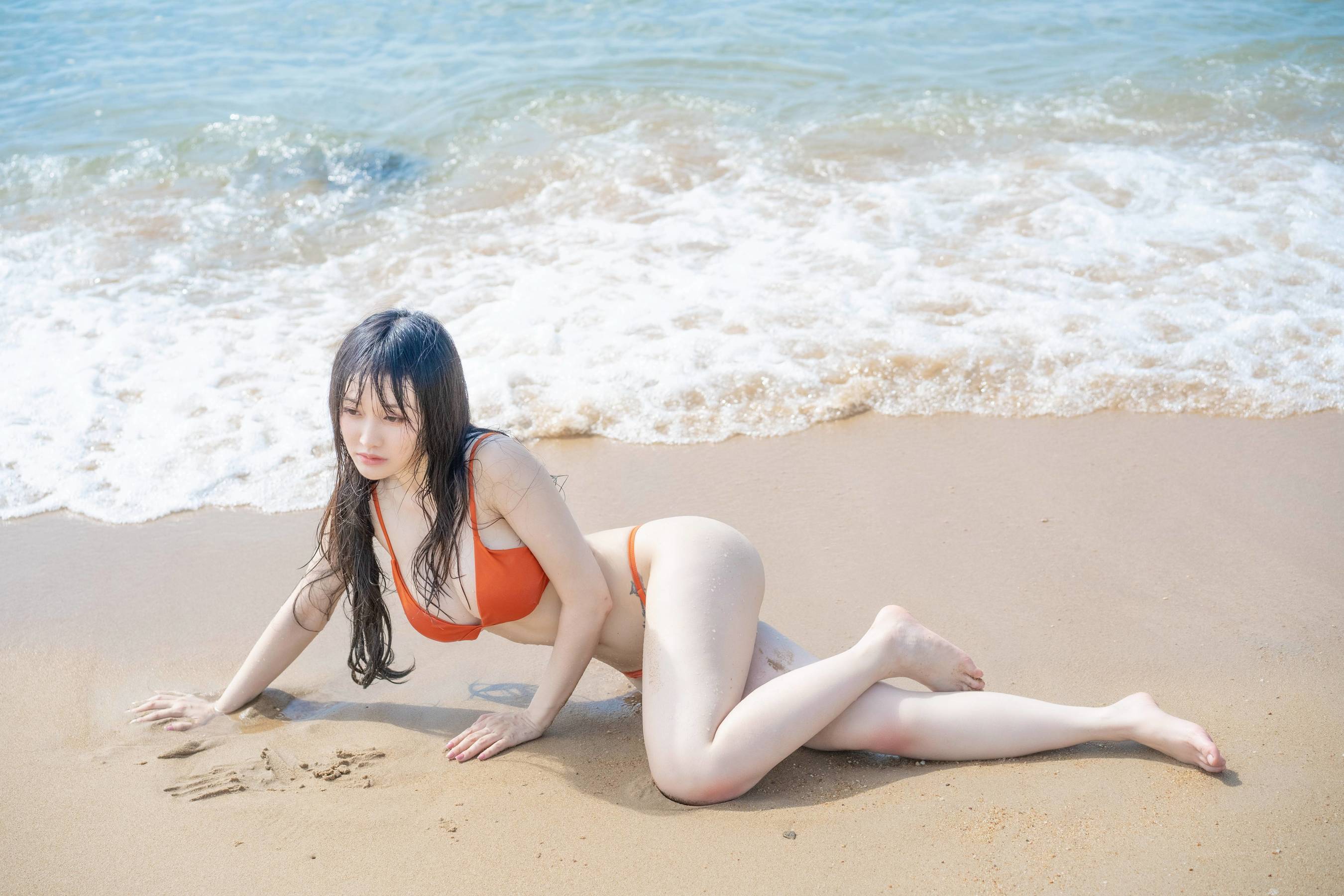 Internet Celebrity Coser Photobook] Anime Blogger Removes Tail Mizuki - Beach