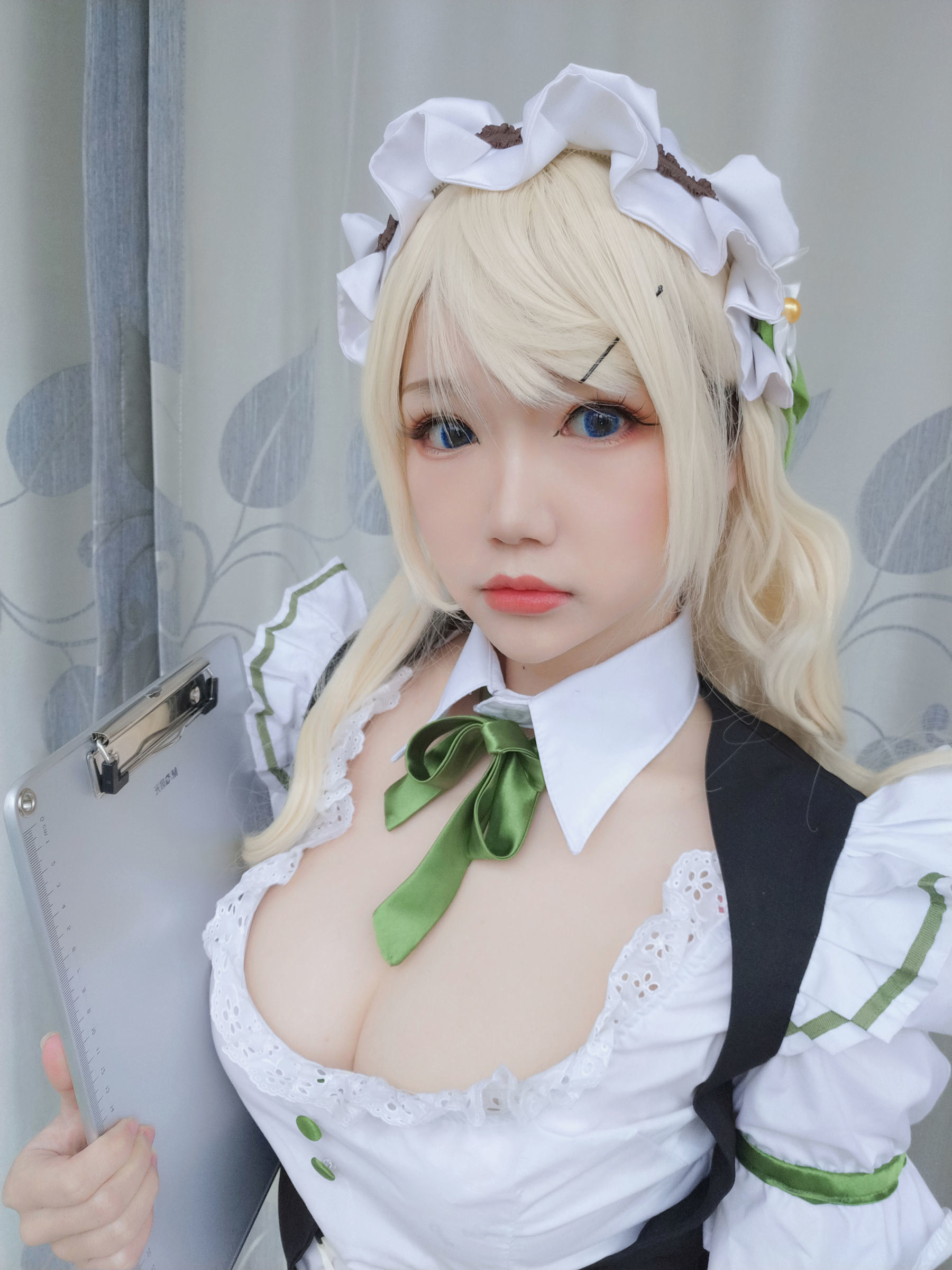 Internet Celebrity Cosplayer Photobook] Anime Blogger Xue Qing Astra - Maid