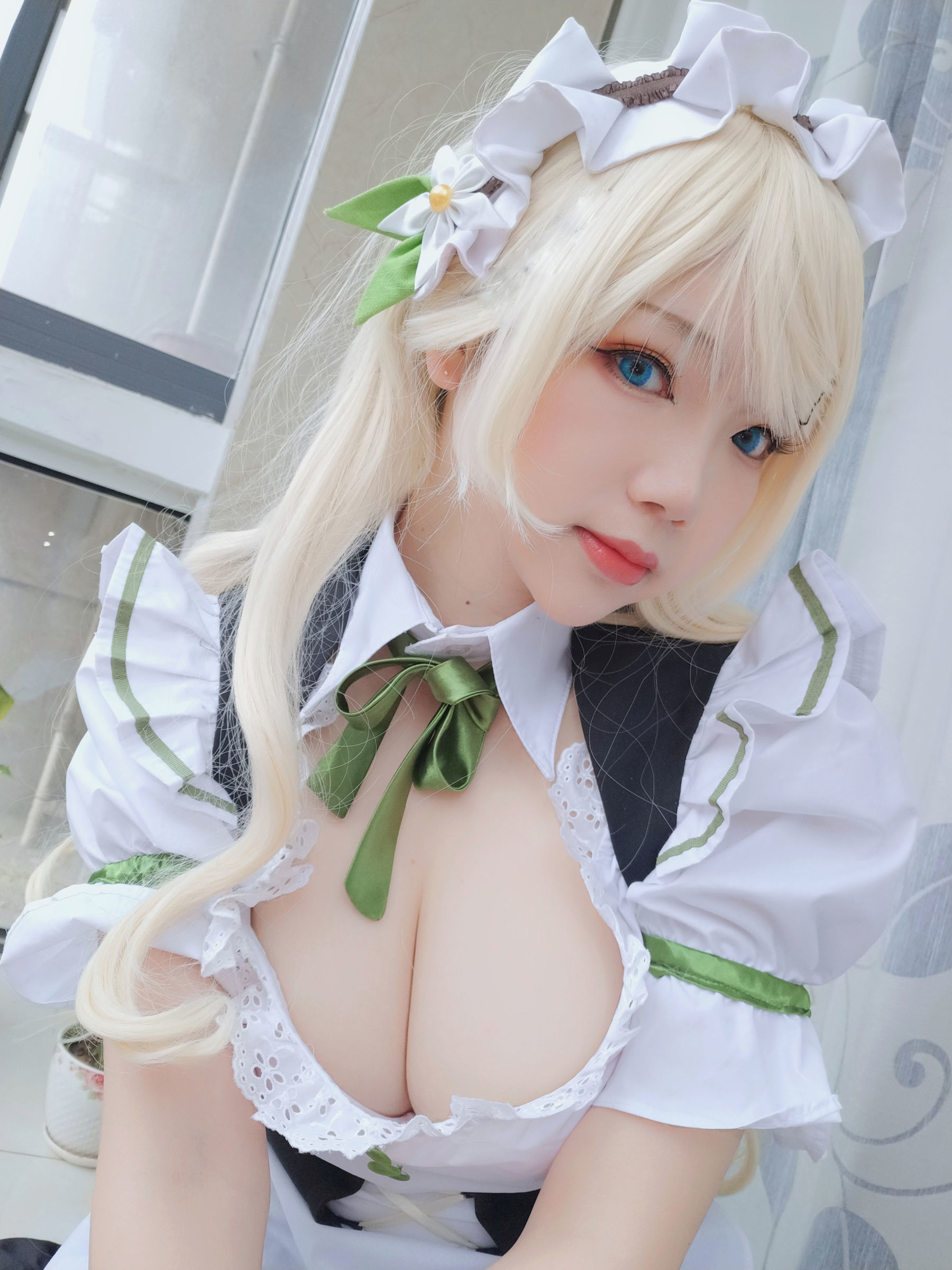 Internet Celebrity Cosplayer Photobook] Anime Blogger Xue Qing Astra - Maid