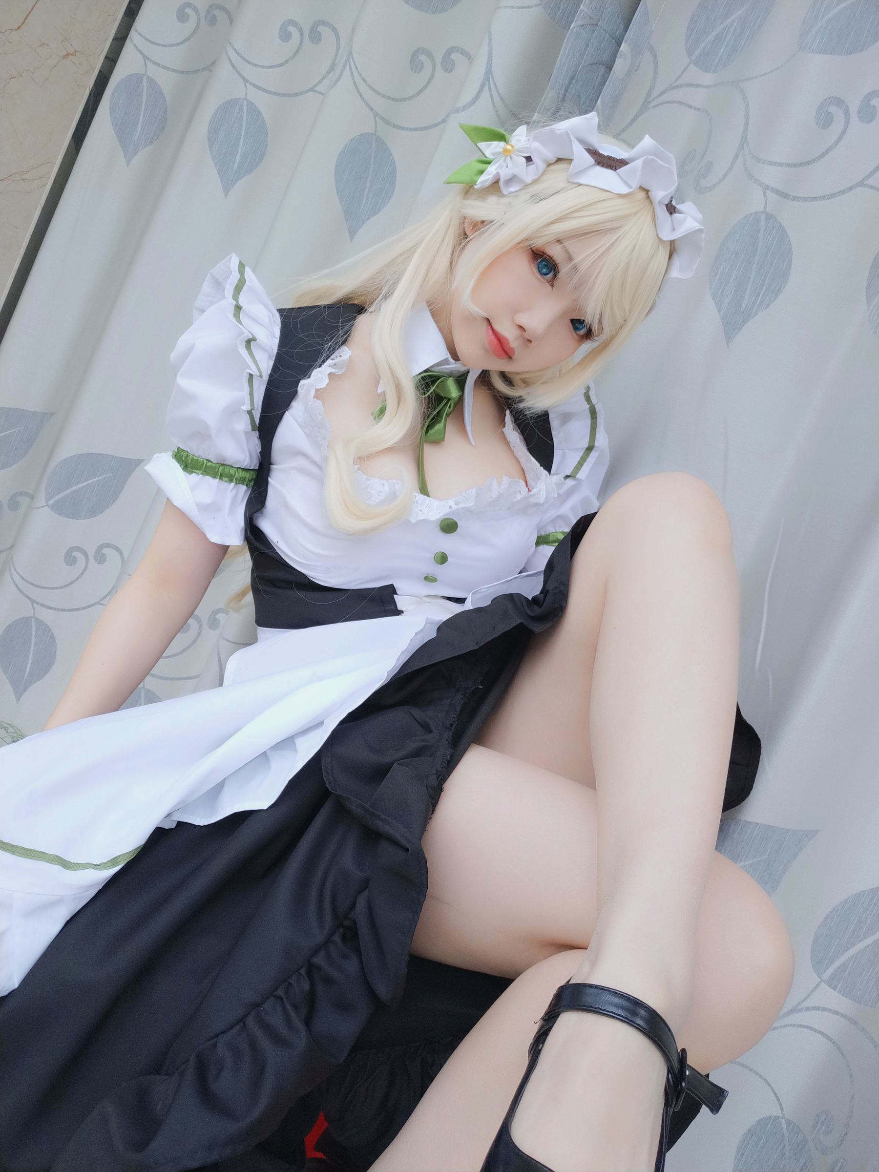 Internet Celebrity Cosplayer Photobook] Anime Blogger Xue Qing Astra - Maid