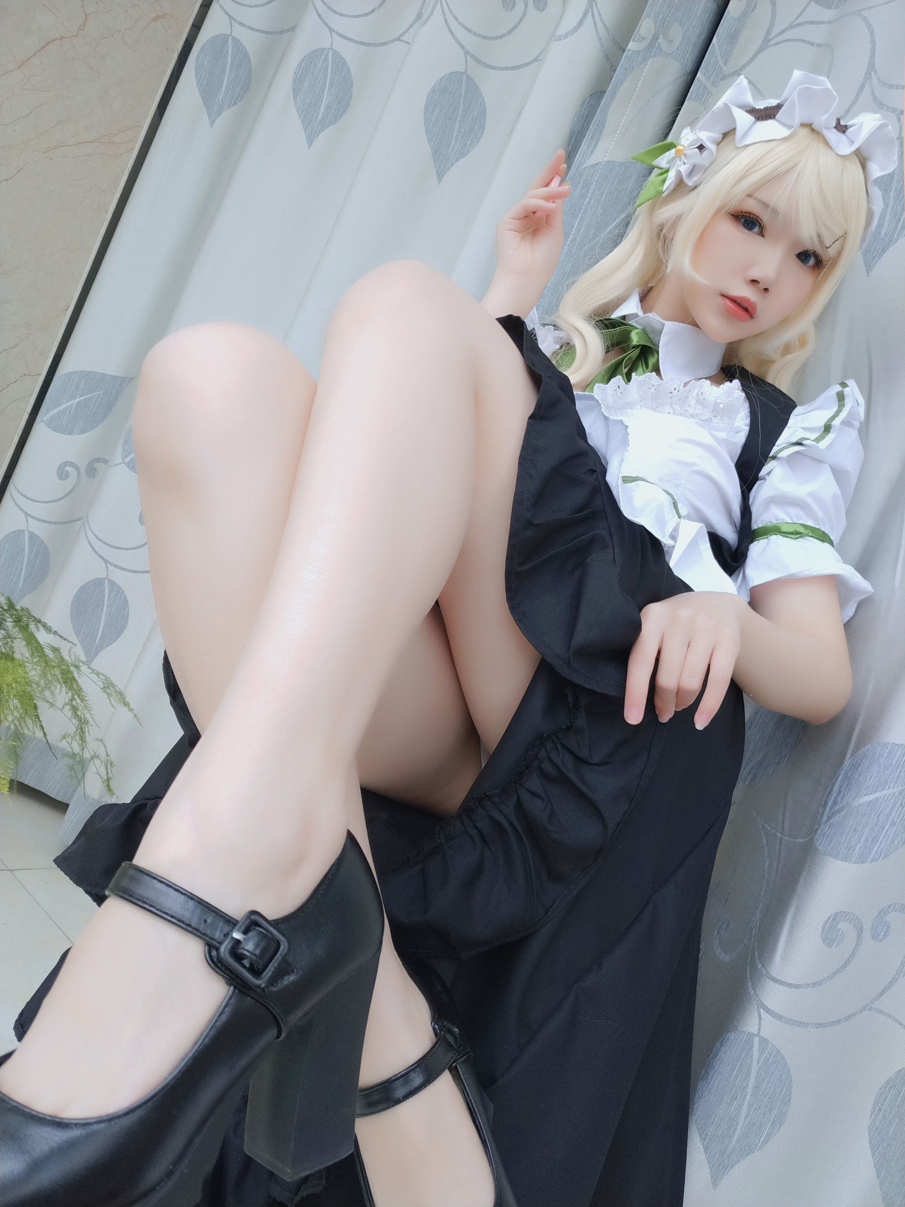 Internet Celebrity Cosplayer Photobook] Anime Blogger Xue Qing Astra - Maid
