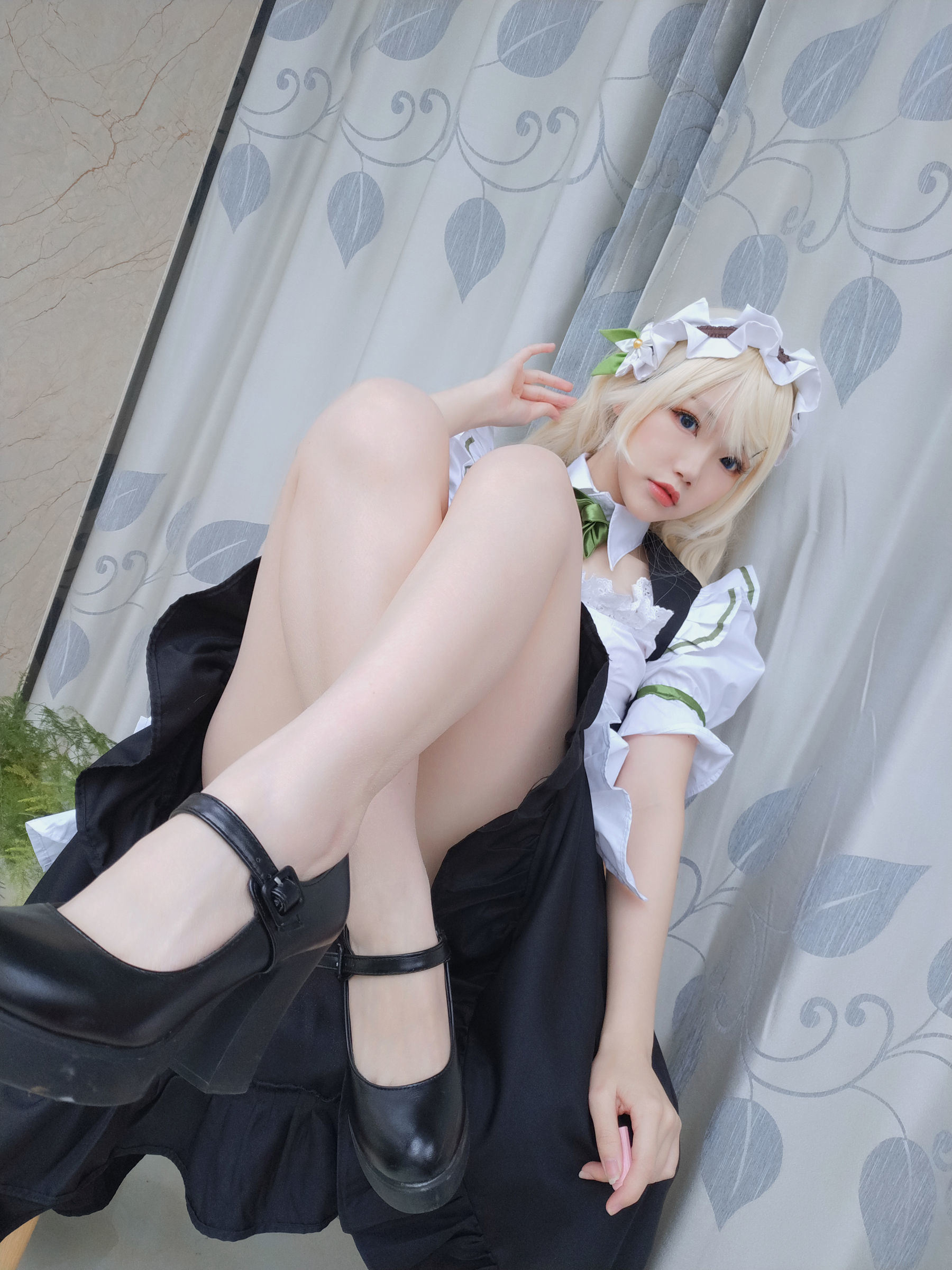 Internet Celebrity Cosplayer Photobook] Anime Blogger Xue Qing Astra - Maid