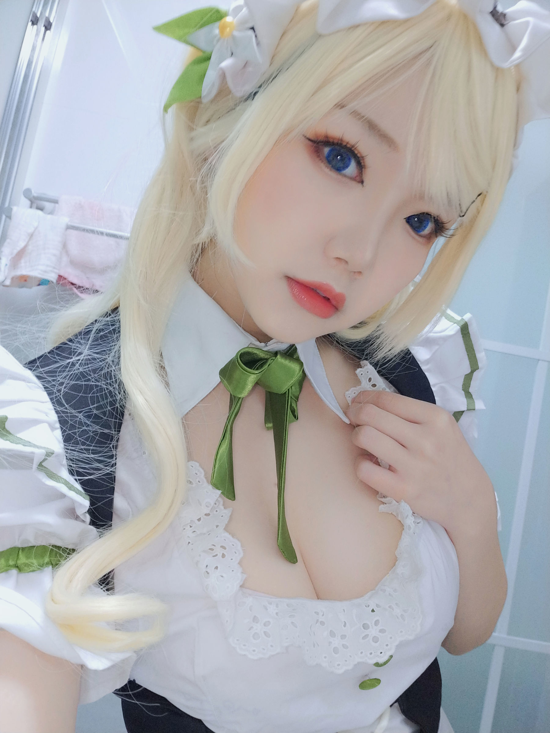 Internet Celebrity Cosplayer Photobook] Anime Blogger Xue Qing Astra - Maid