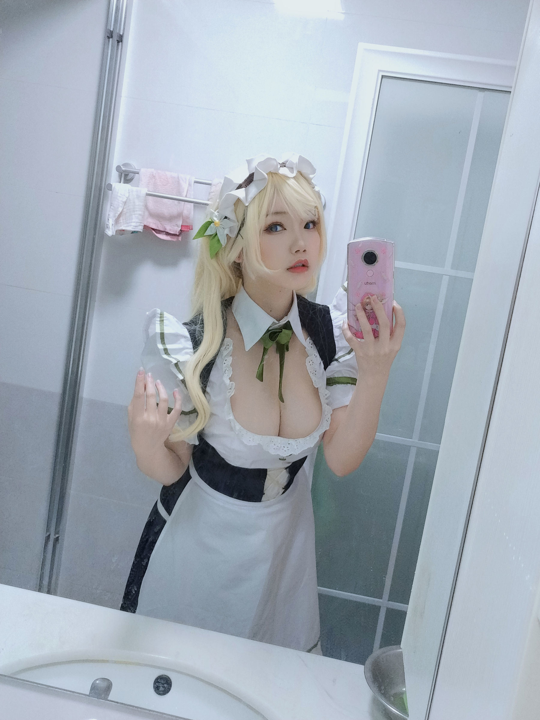 Internet Celebrity Cosplayer Photobook] Anime Blogger Xue Qing Astra - Maid
