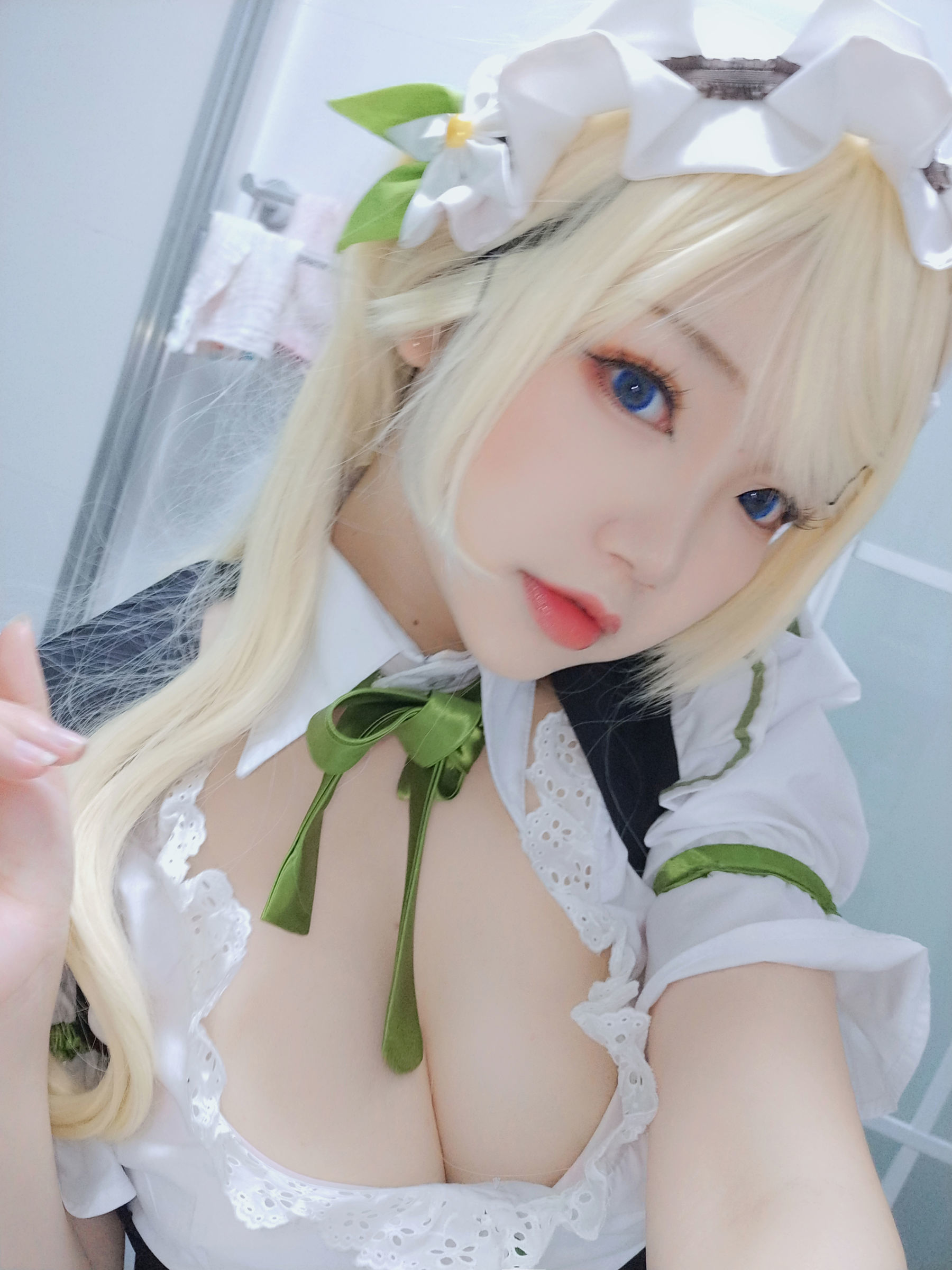 Internet Celebrity Cosplayer Photobook] Anime Blogger Xue Qing Astra - Maid