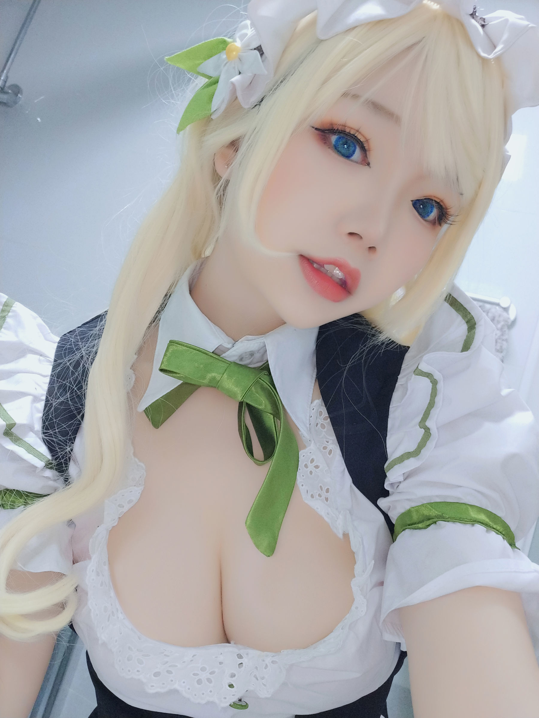Ảnh chụp COSER nổi tiếng mạng] Blogger anime Tuyết Thanh Astra - Nữ hầu