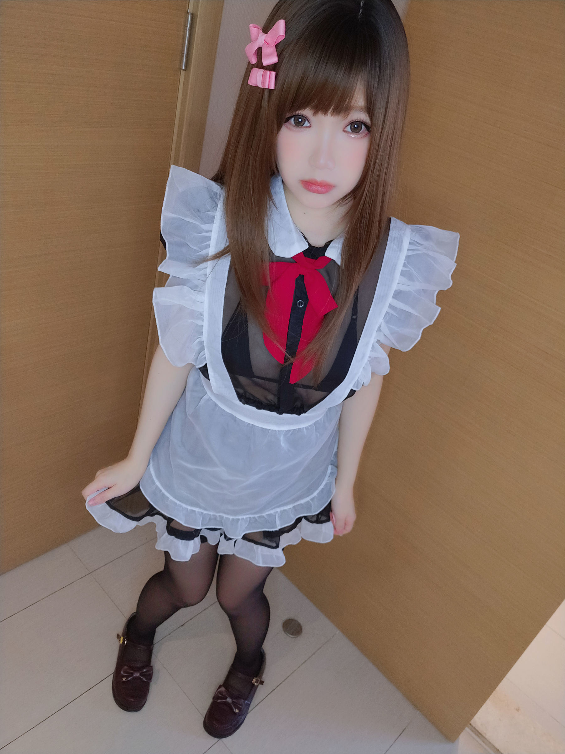 Ảnh cosplay net red] Blogger anime Tuyết Thanh Astra - Nữ hầu phòng tắm
