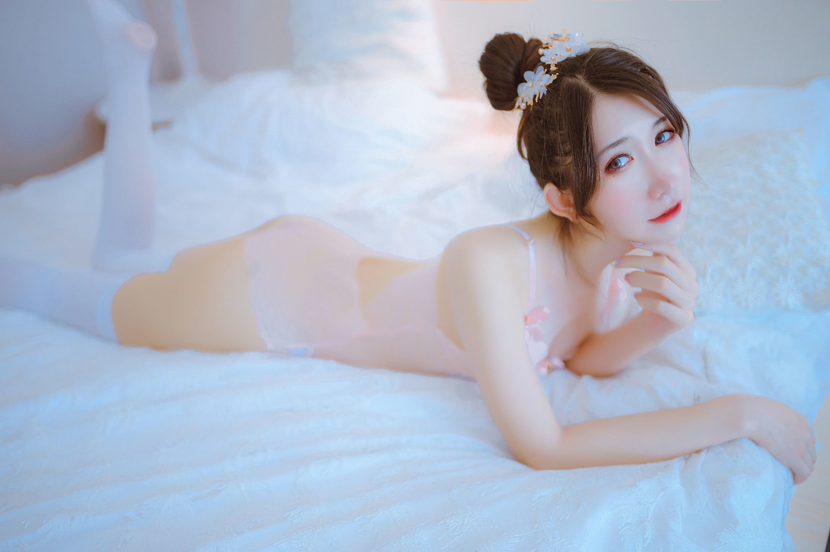 Internet Celebrity Coser Photobook] Anime Blogger Ruan Yi_Fairy - Elephant Pink