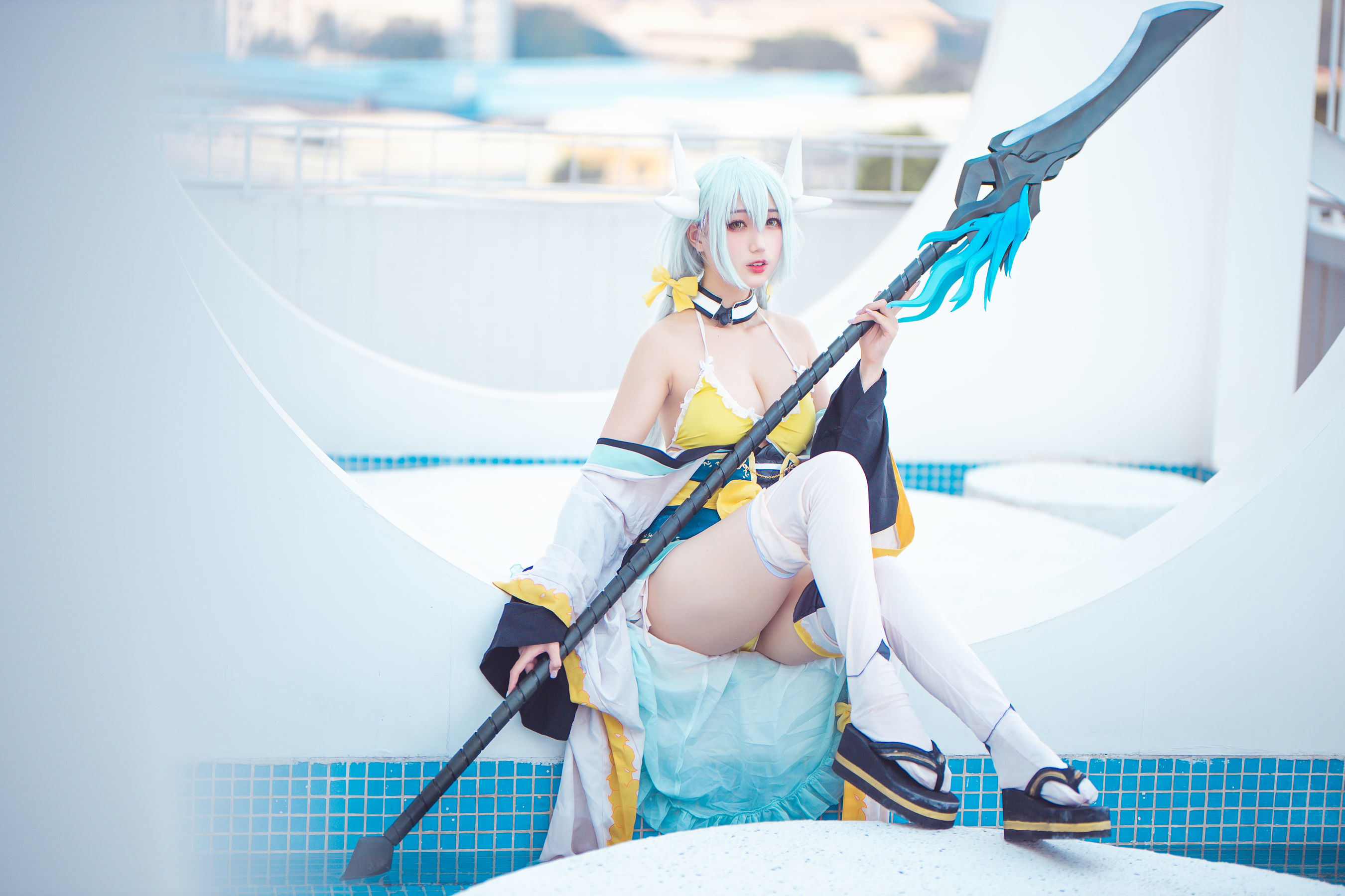 Internet Celebrity Cosplayer Photobook] Zhou Ji is a Cute Bunny - Qing Ji