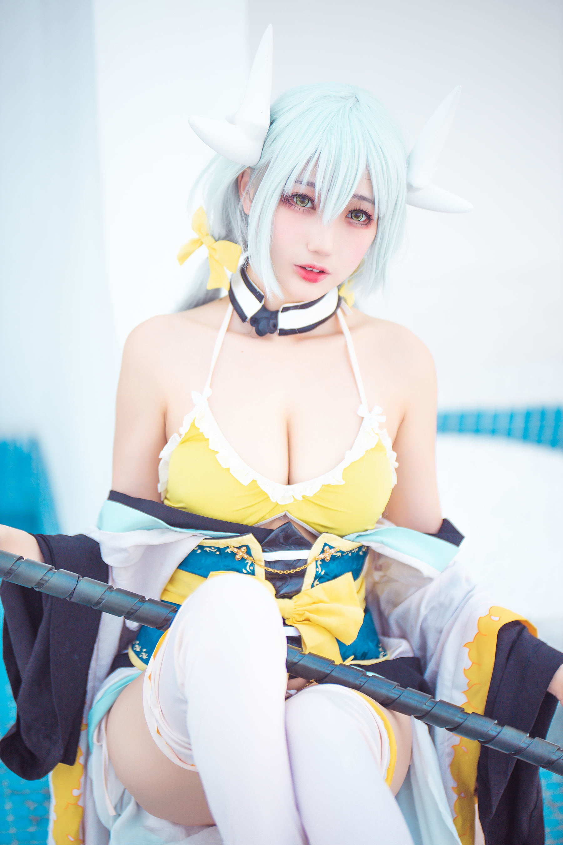 Internet Celebrity Cosplayer Photobook] Zhou Ji is a Cute Bunny - Qing Ji