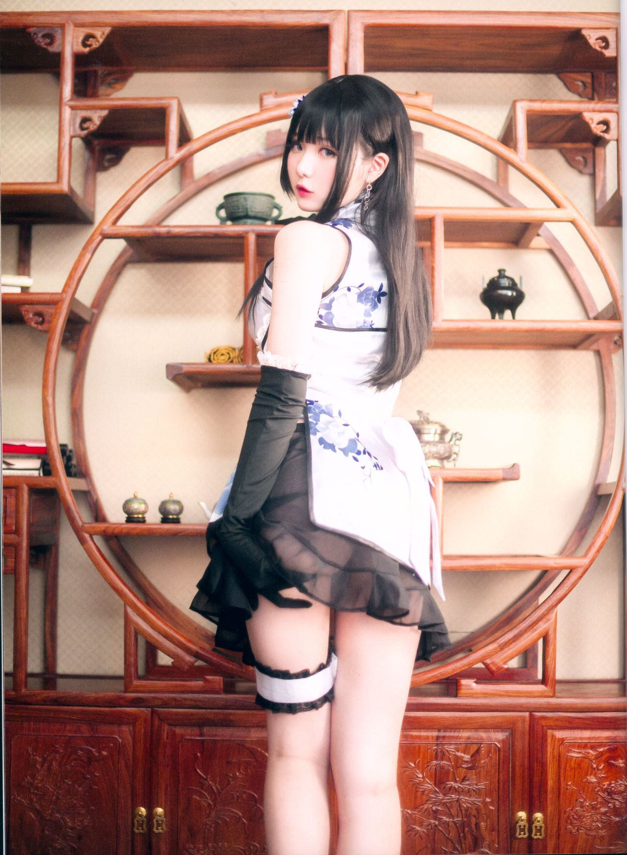 Internet Celebrity Cosplayer Photobook] Weibo Girl Shimo - Fantasy Jin Ping Mei
