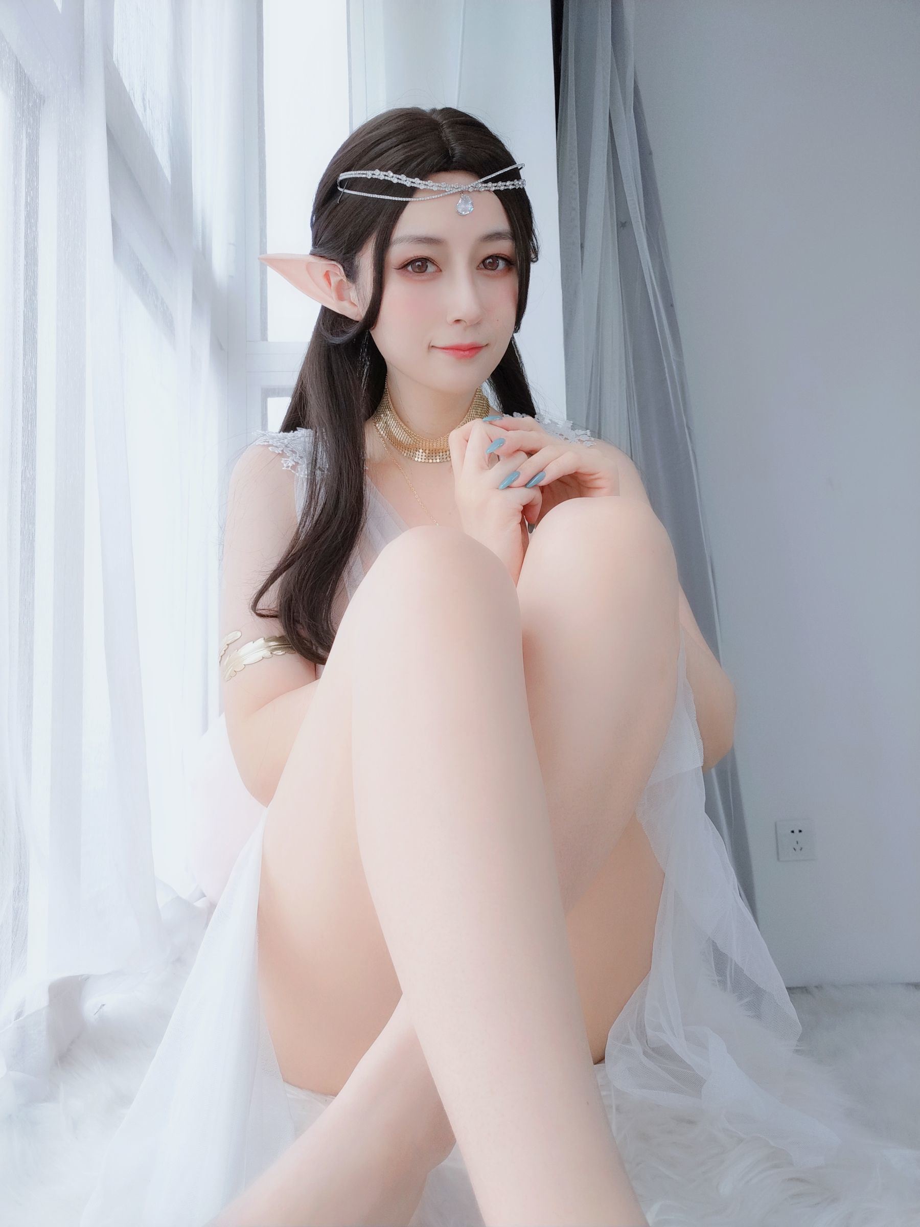 網紅COSER寫真] Coser小姐姐白銀 - 精靈寶石內衣