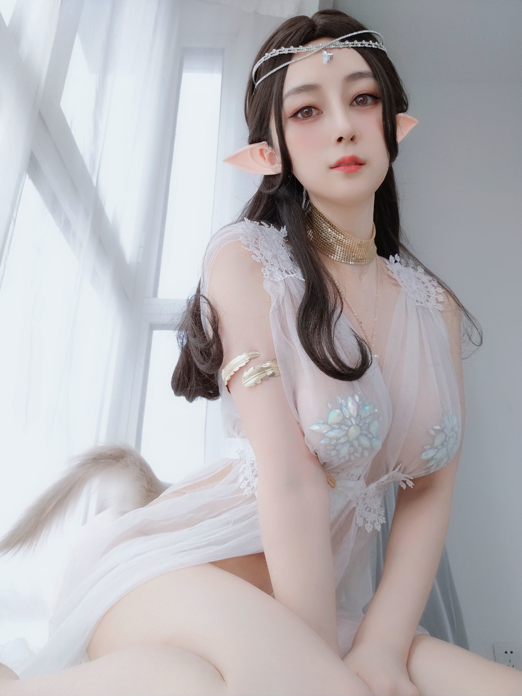 Ảnh Coser Ngôi sao mạng] Coser Cô Bé Bạc - Đồ lót Tiên nữ Gemstone