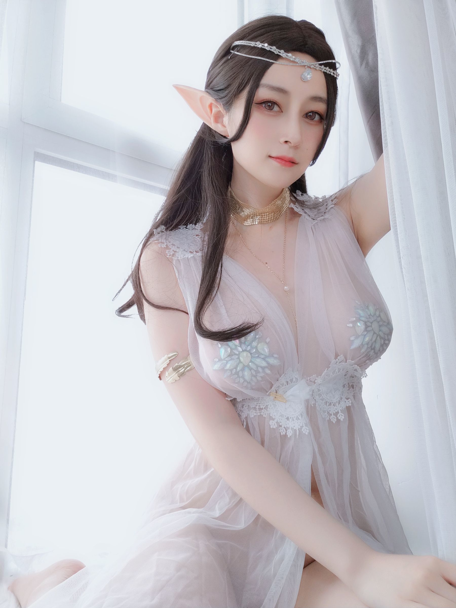 Ảnh Coser Ngôi sao mạng] Coser Cô Bé Bạc - Đồ lót Tiên nữ Gemstone