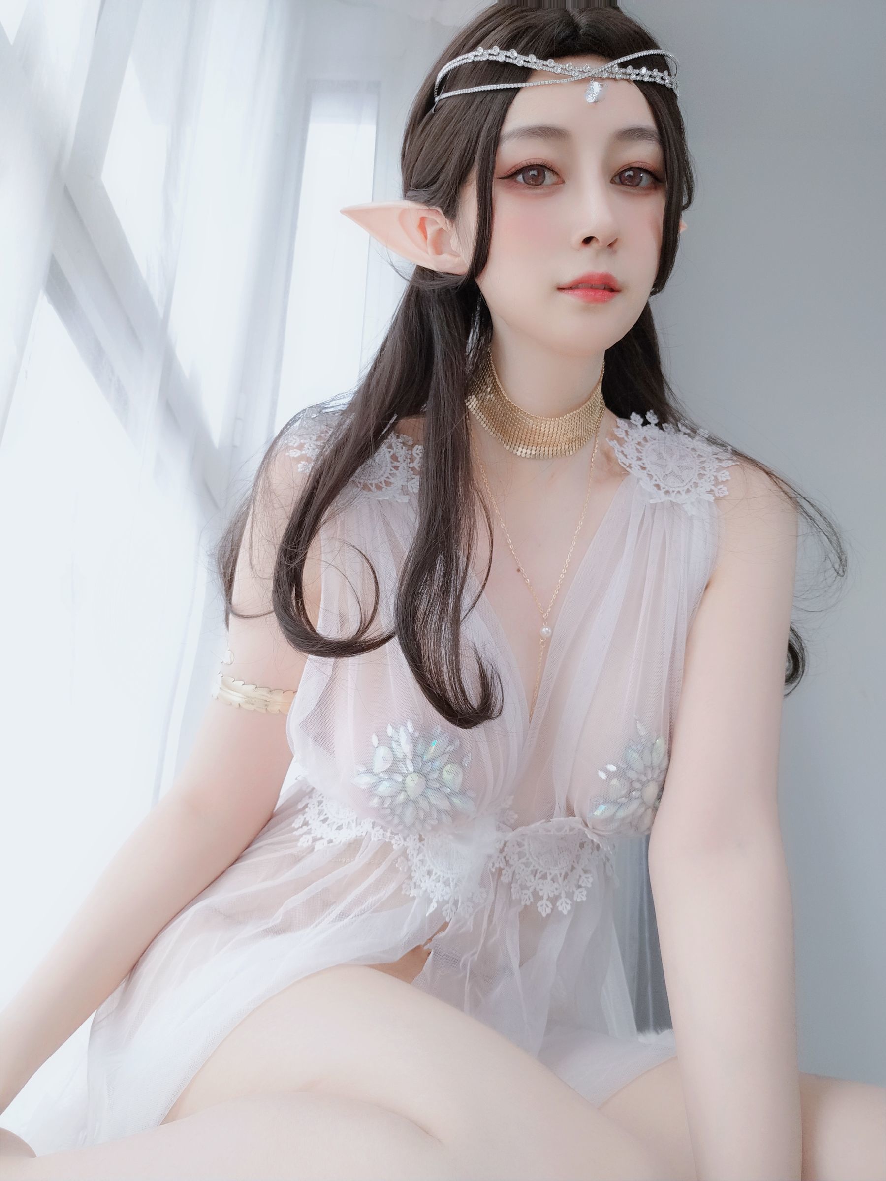 Ảnh Coser Ngôi sao mạng] Coser Cô Bé Bạc - Đồ lót Tiên nữ Gemstone
