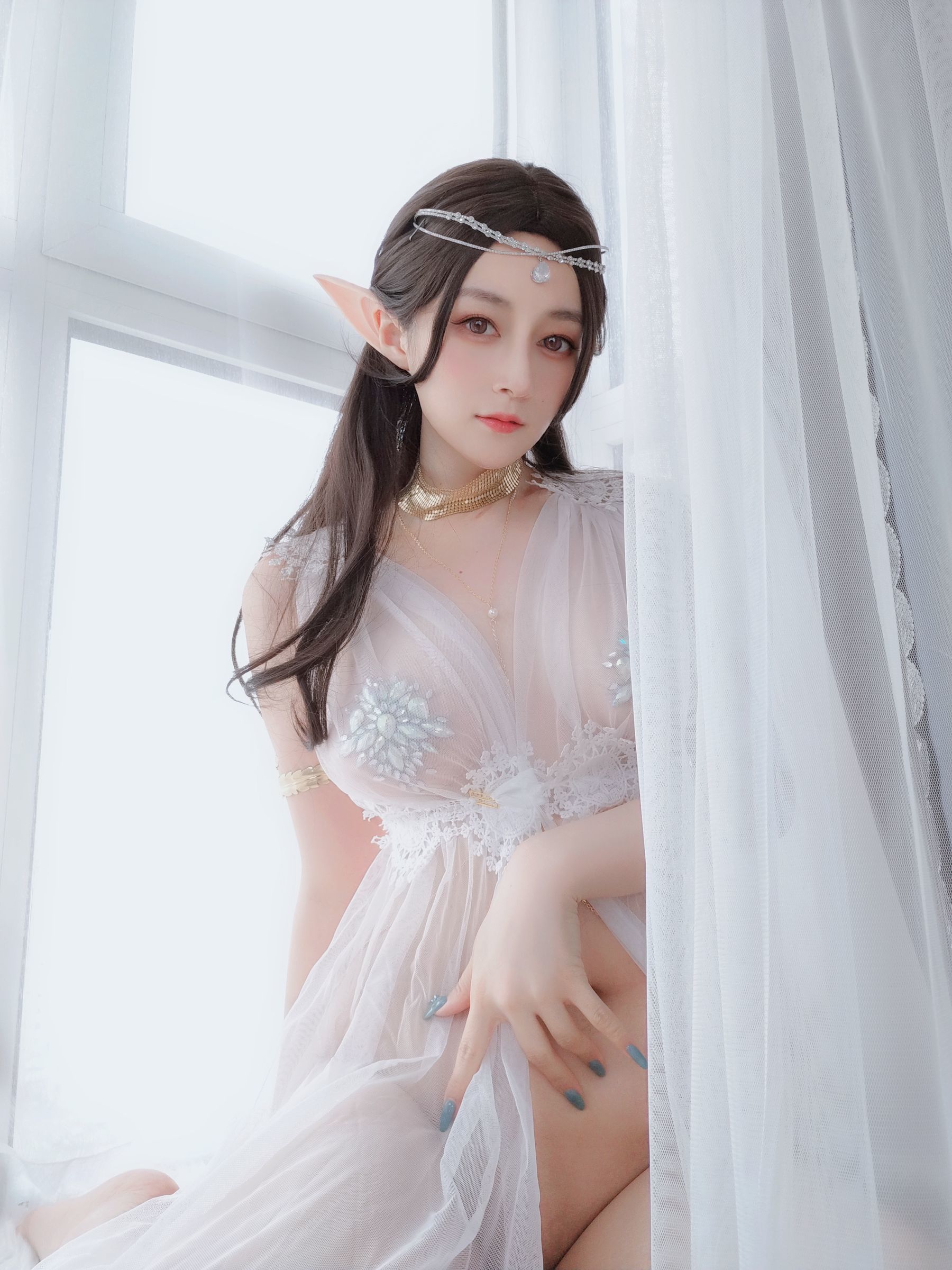 Ảnh Coser Ngôi sao mạng] Coser Cô Bé Bạc - Đồ lót Tiên nữ Gemstone