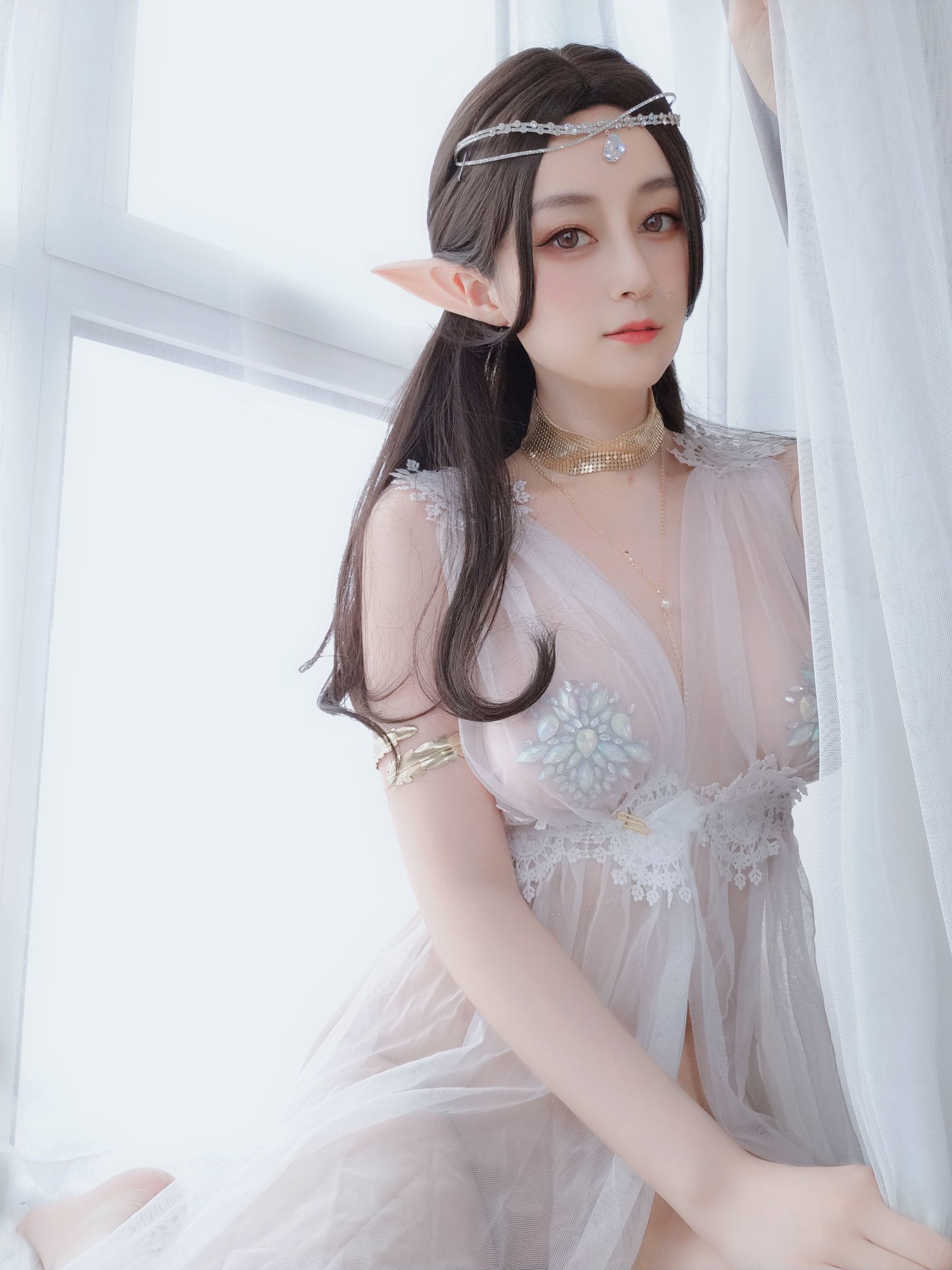 Ảnh Coser Ngôi sao mạng] Coser Cô Bé Bạc - Đồ lót Tiên nữ Gemstone
