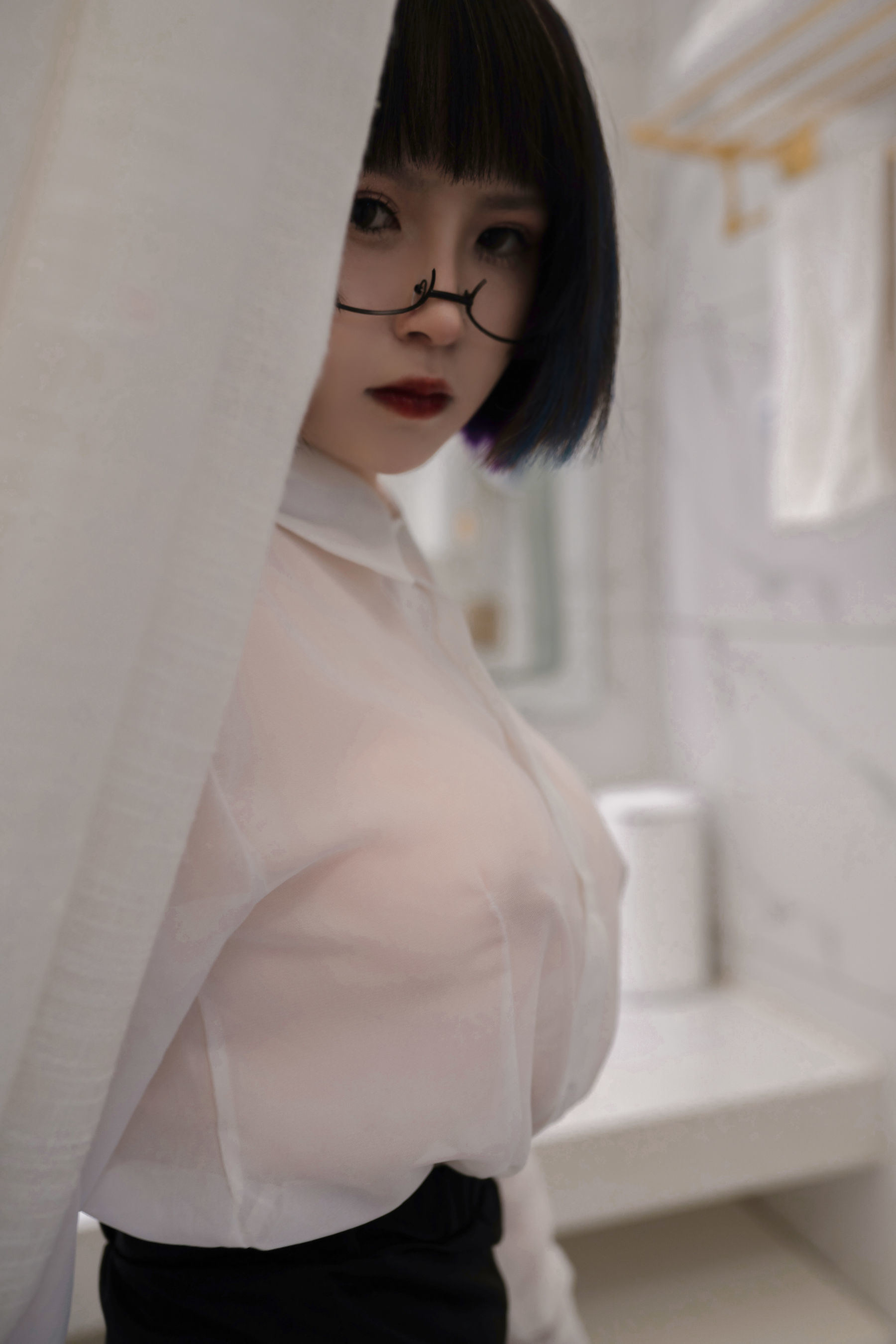 Internet Celebrity Coser Photobook] Beautiful Girl Yun Zai - Enchanting Little Secretary