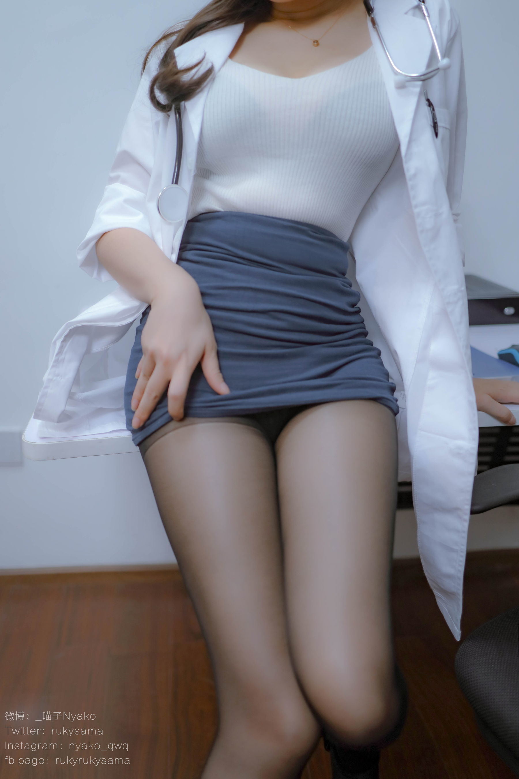 Internet Celebrity Coser Photo] Cute Girl Nyako Meowzi - Secret Sick Building
